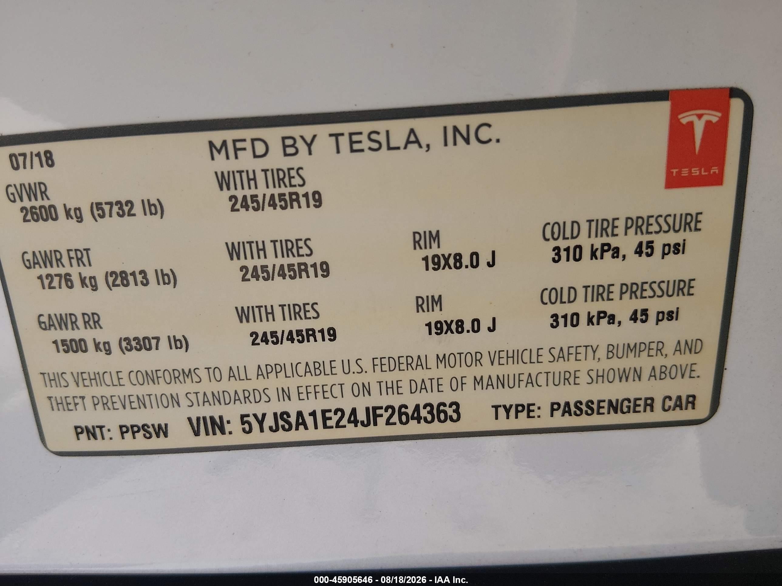 2018 Tesla Model S   White vin: 5YJSA1E24JF264363