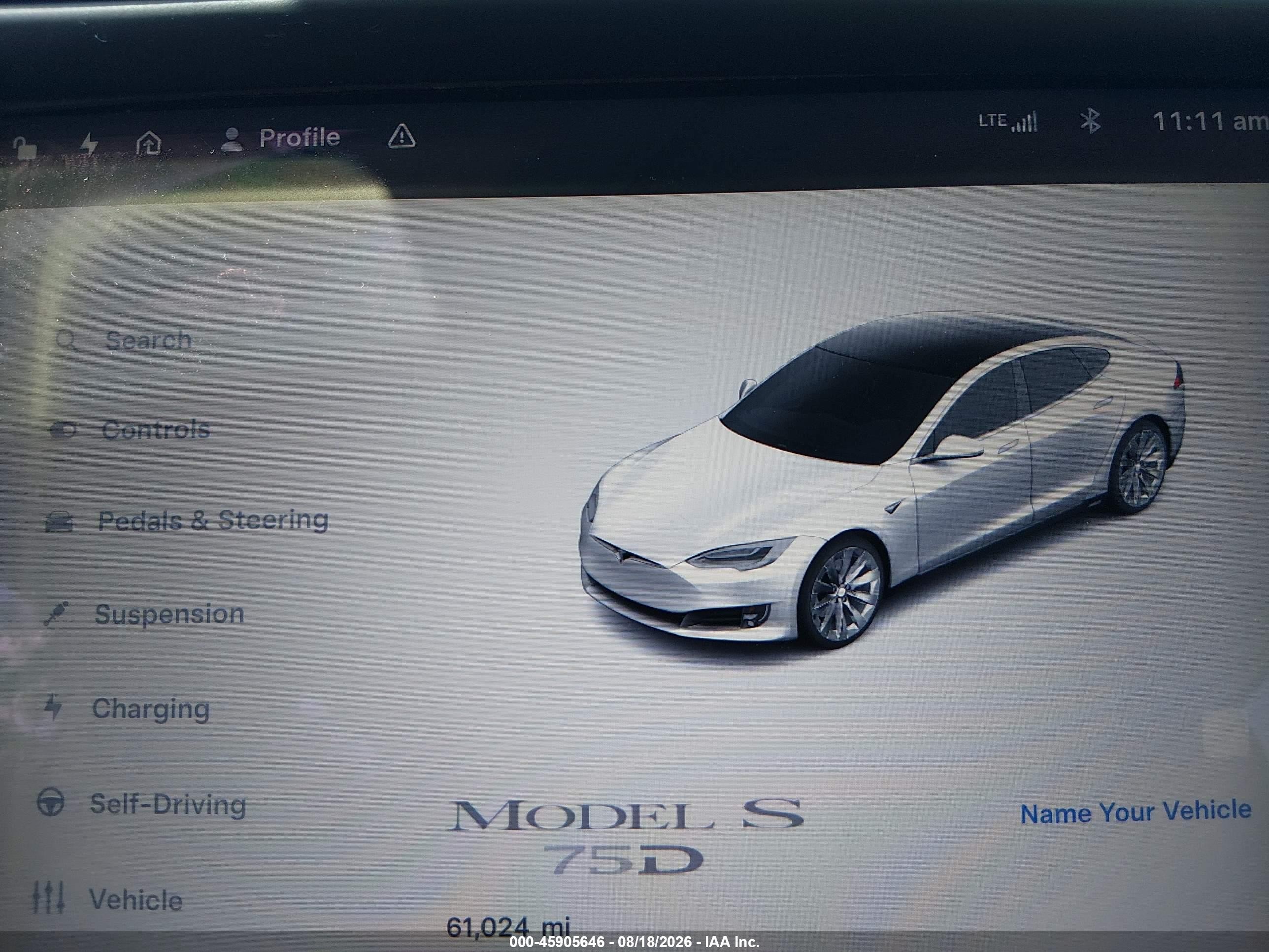 2018 Tesla Model S   White vin: 5YJSA1E24JF264363