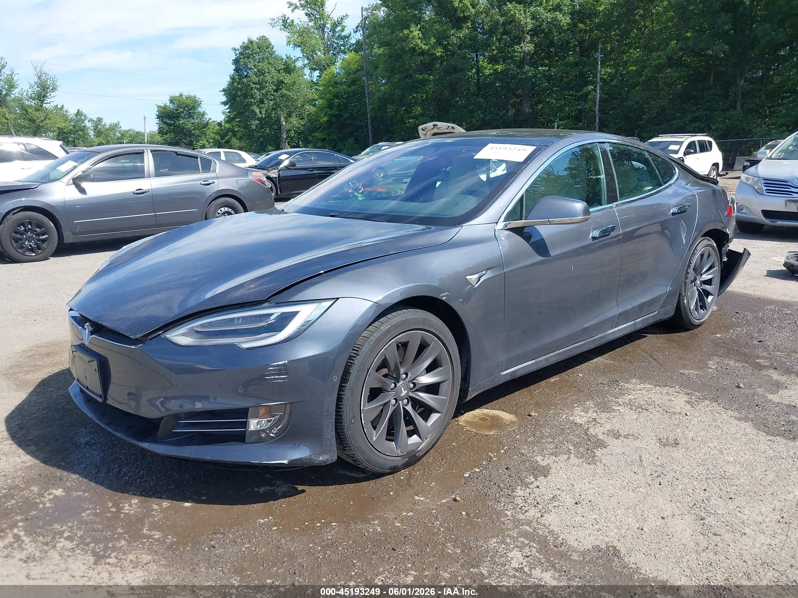 2020 Tesla Model S   Gray vin: 5YJSA1E24LF355068