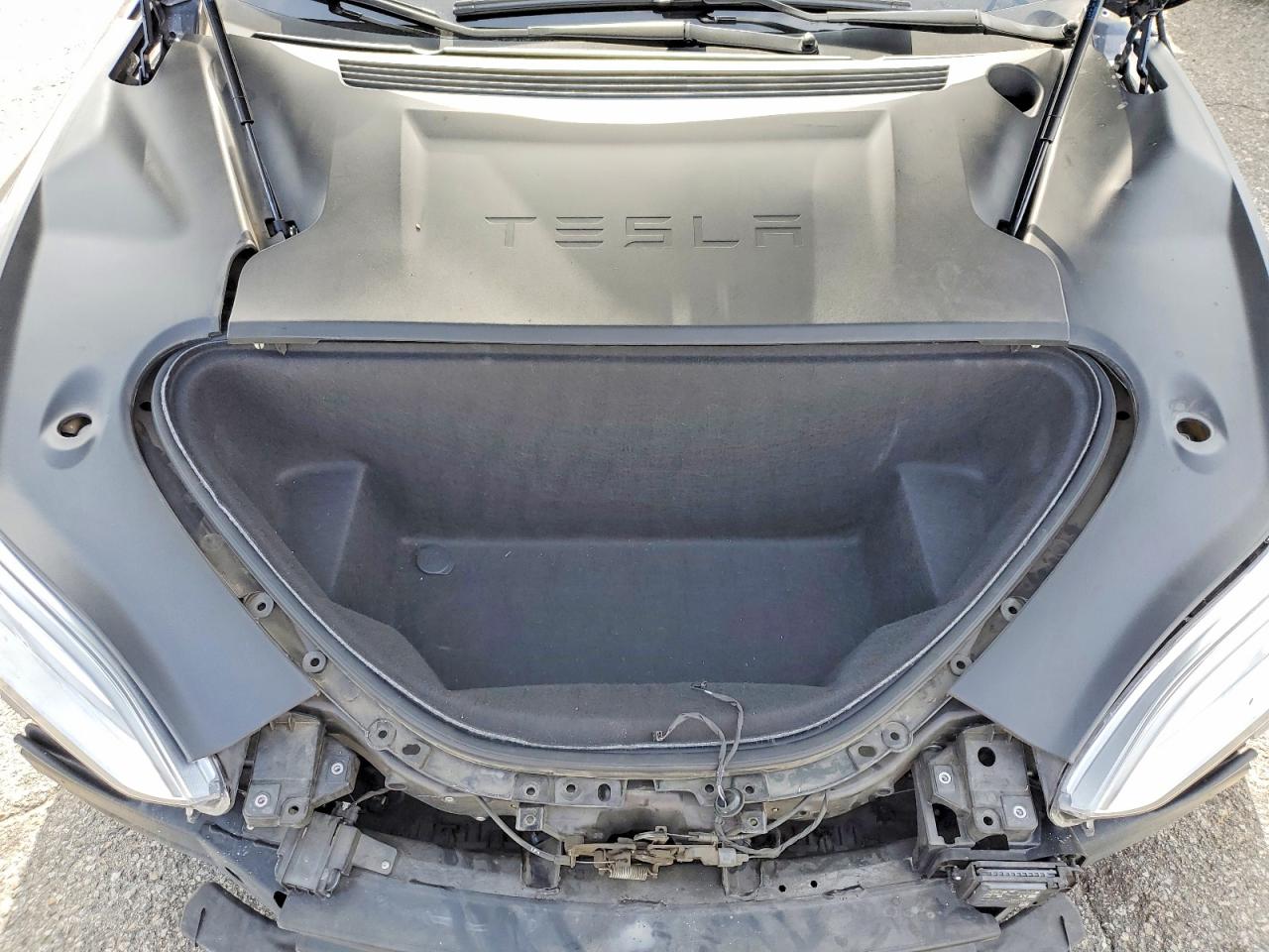 2020 Tesla Model S Серый vin: 5YJSA1E24LF361632