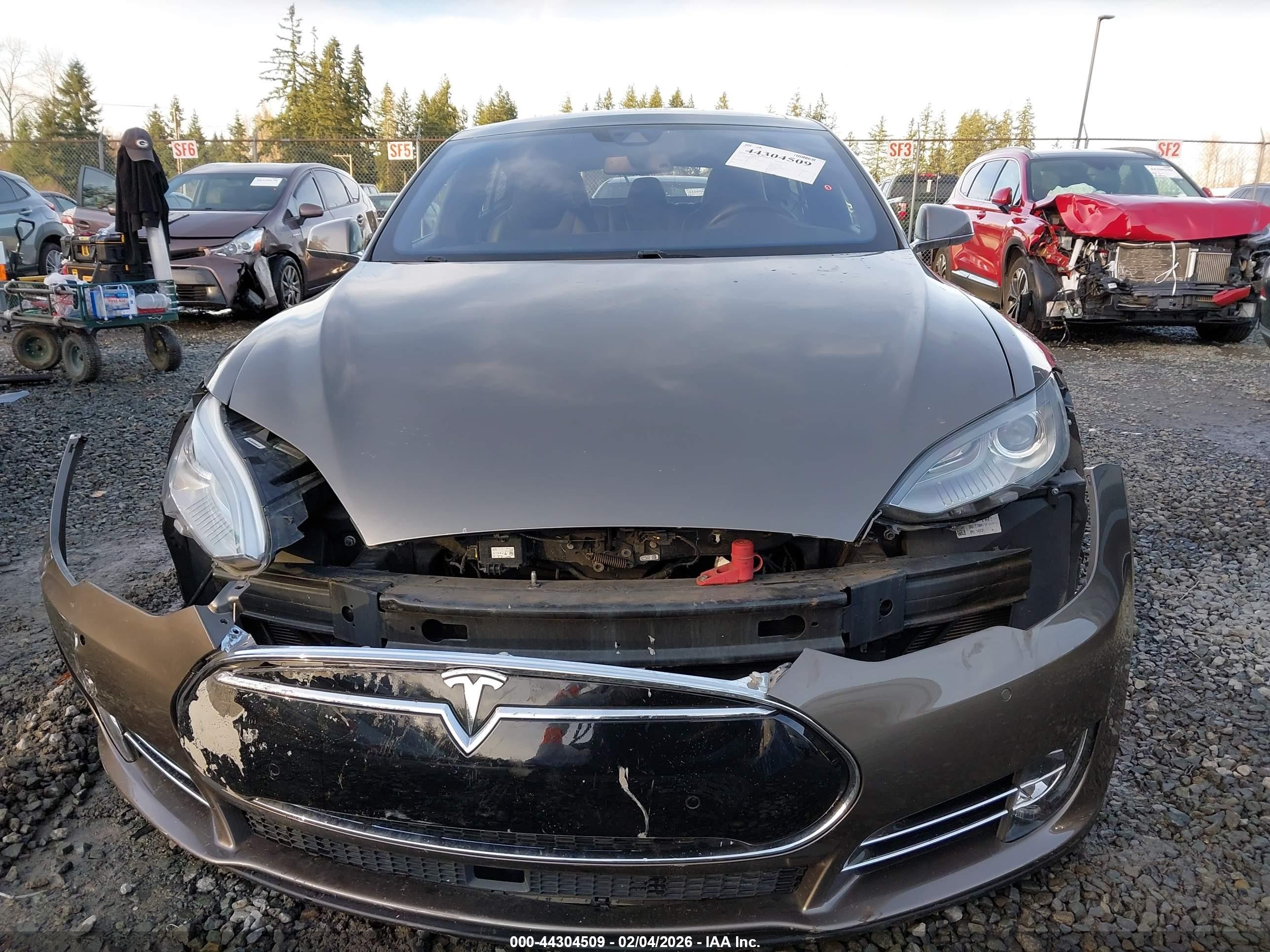 2015 Tesla Model S 70d/85d/p85d Gray vin: 5YJSA1E25FF101793