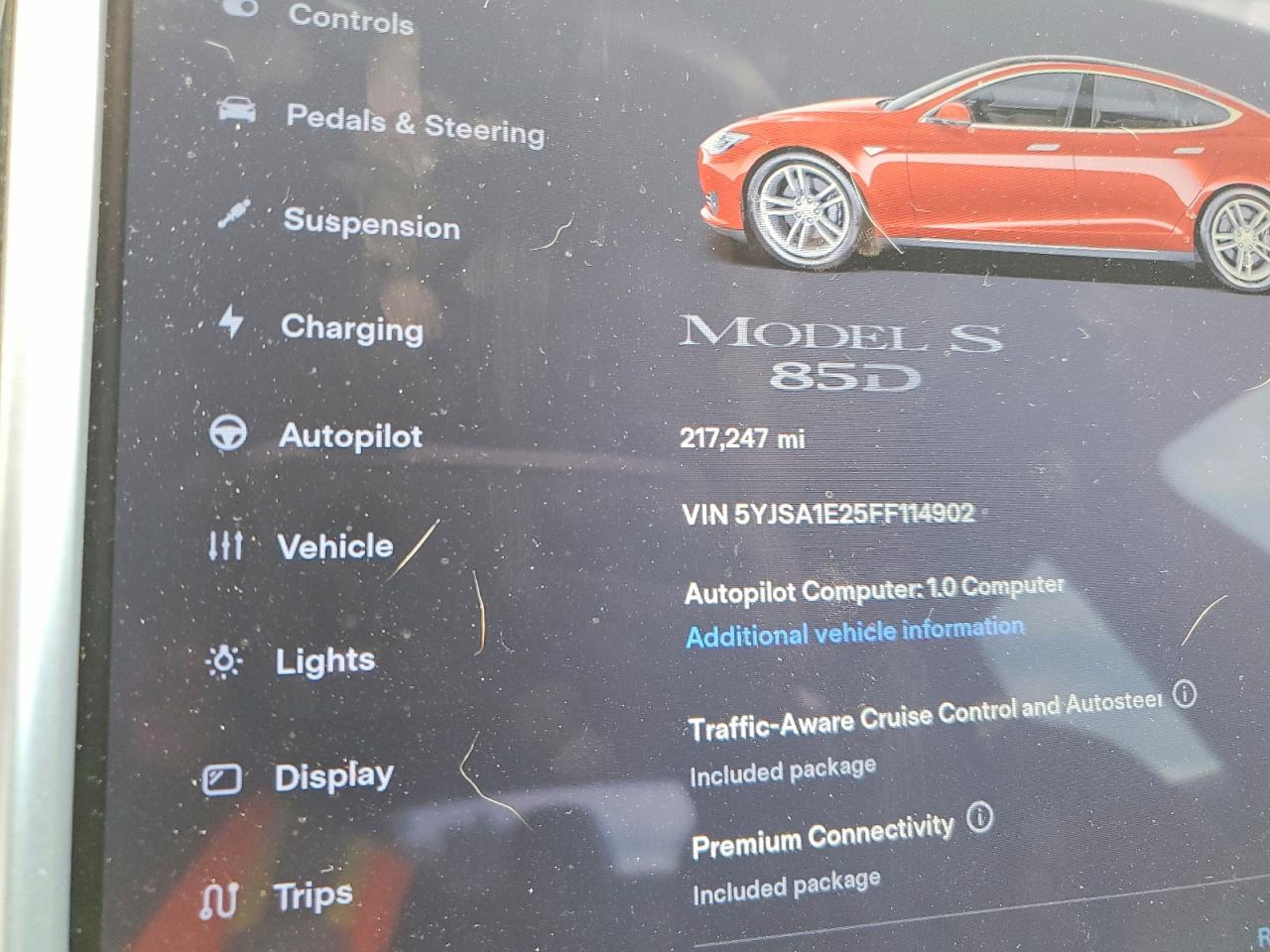 2015 Tesla Model S Красный vin: 5YJSA1E25FF114902