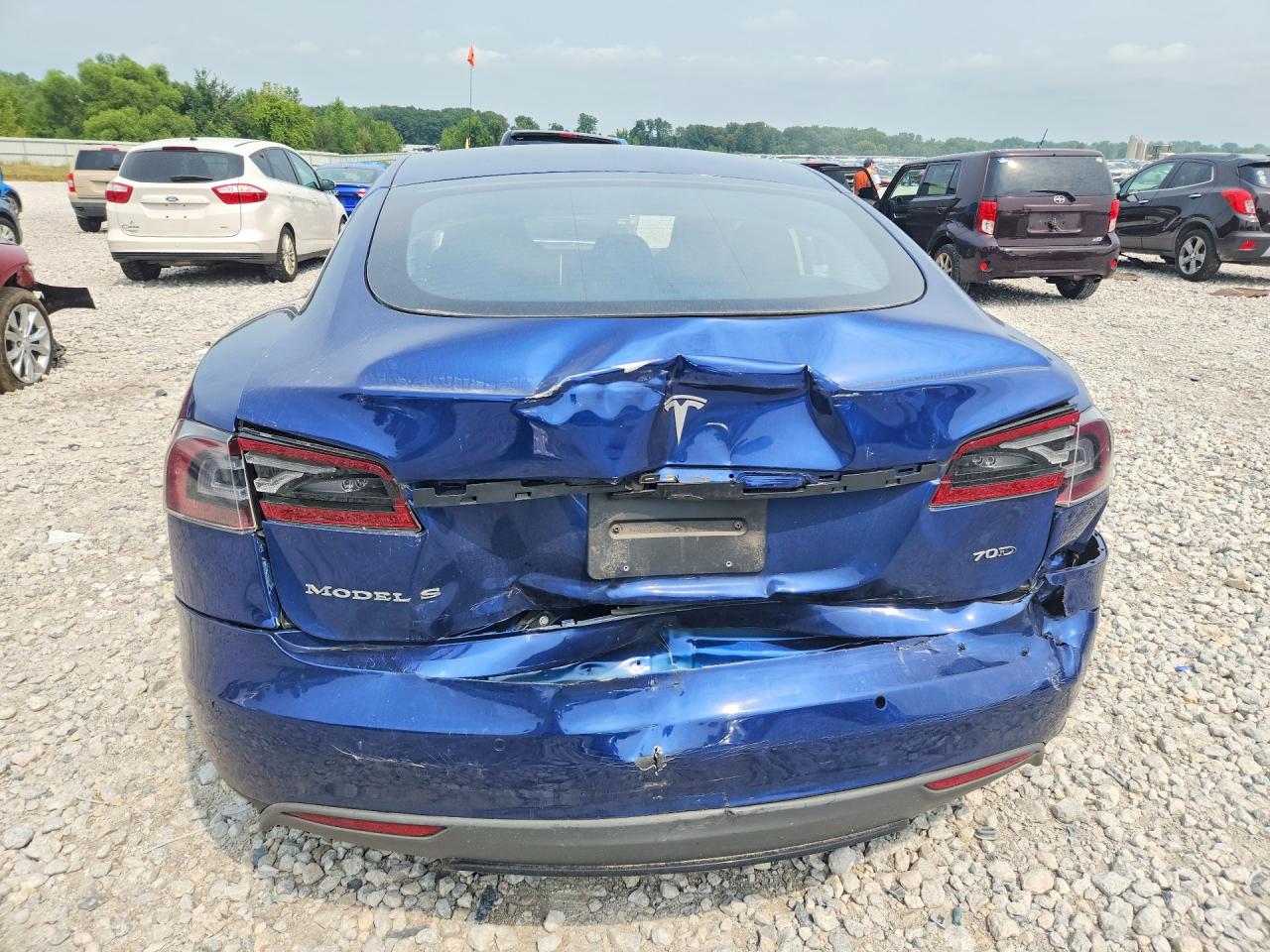 2015 Tesla Model S Blue vin: 5YJSA1E25FF116147
