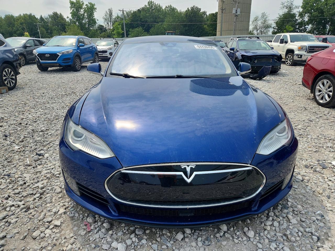 2015 Tesla Model S Blue vin: 5YJSA1E25FF116147
