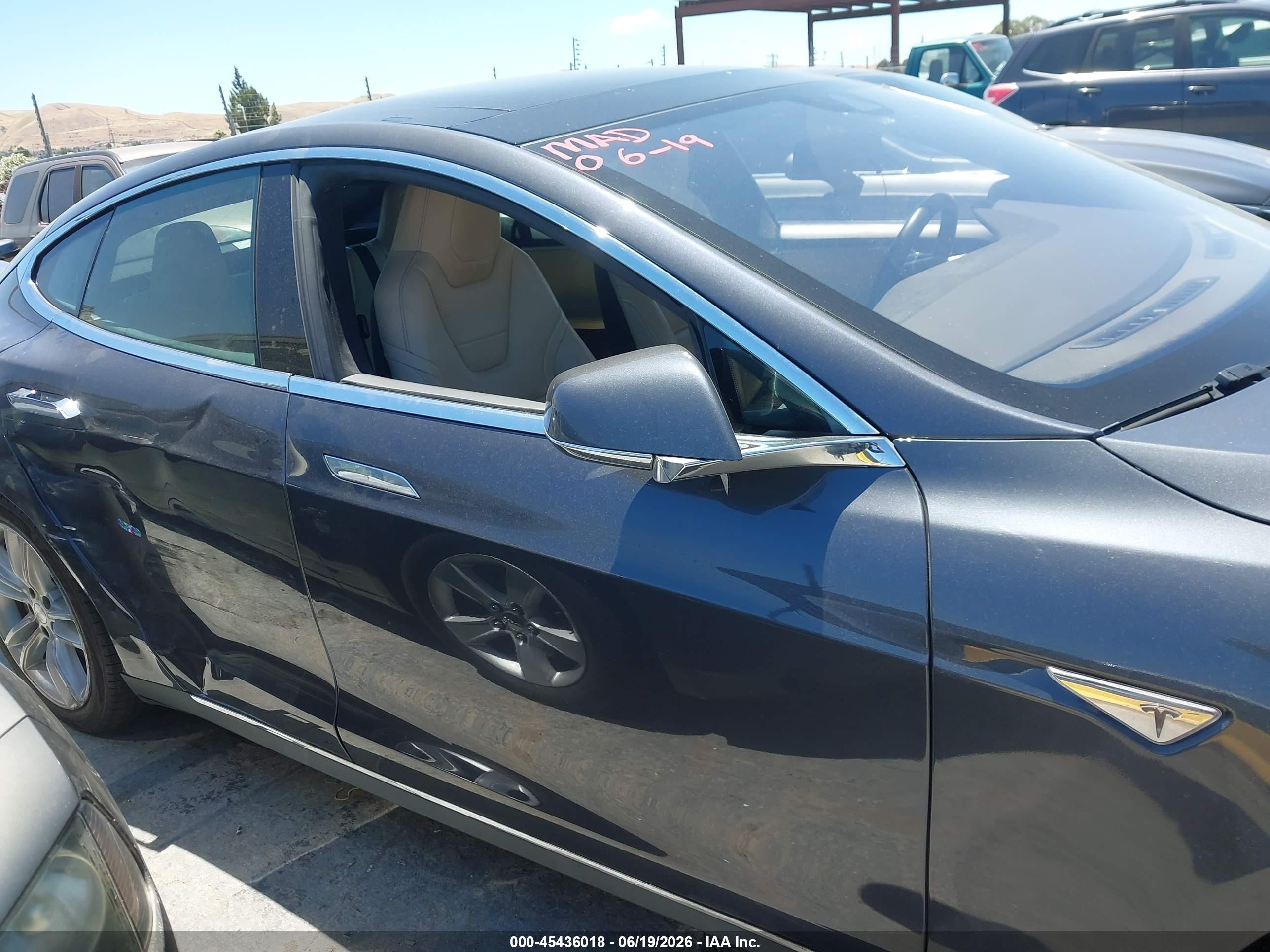 2015 Tesla Model S 70d/85d/p85d Gray vin: 5YJSA1E25FF116410