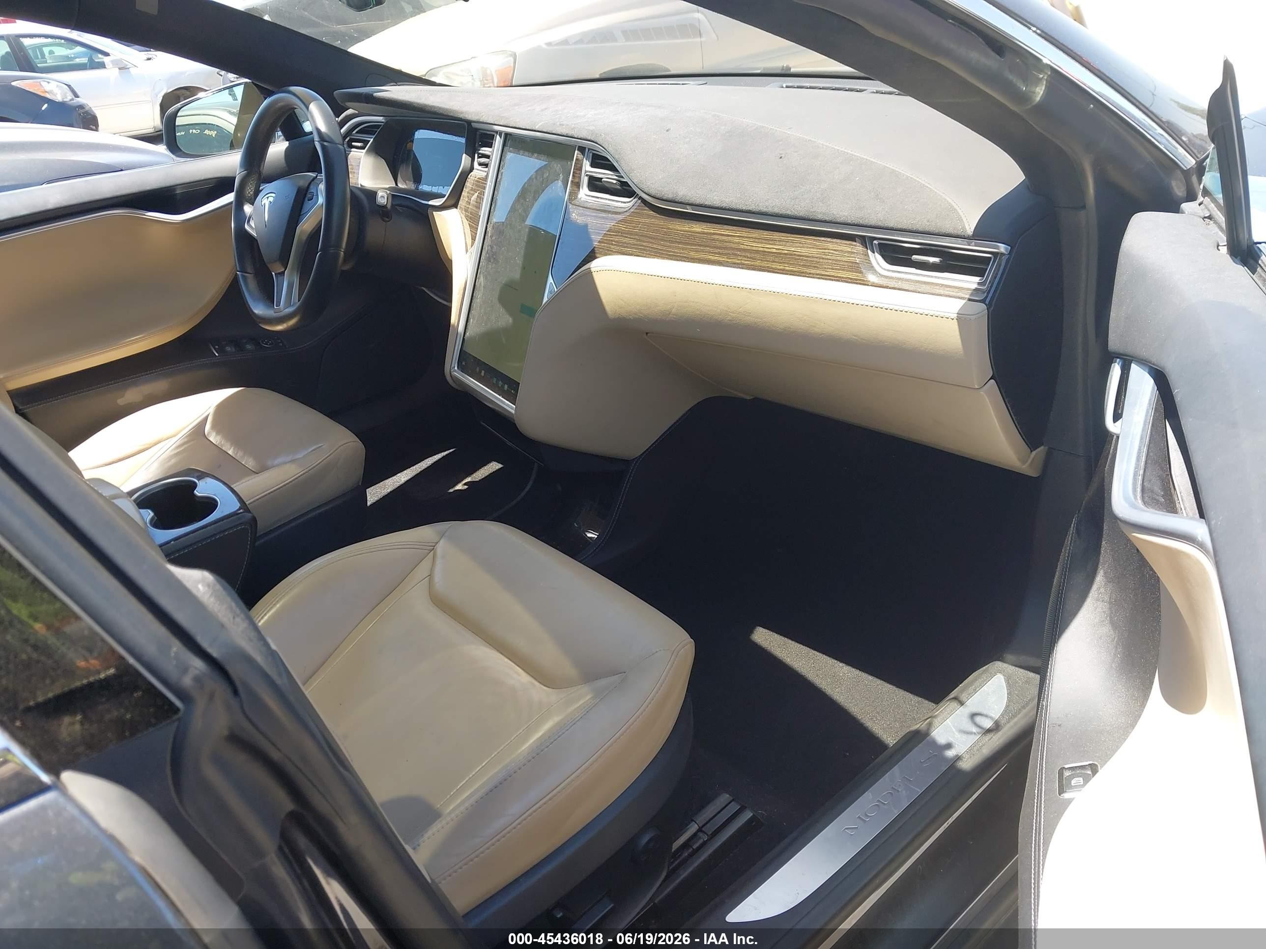 2015 Tesla Model S 70d/85d/p85d Gray vin: 5YJSA1E25FF116410