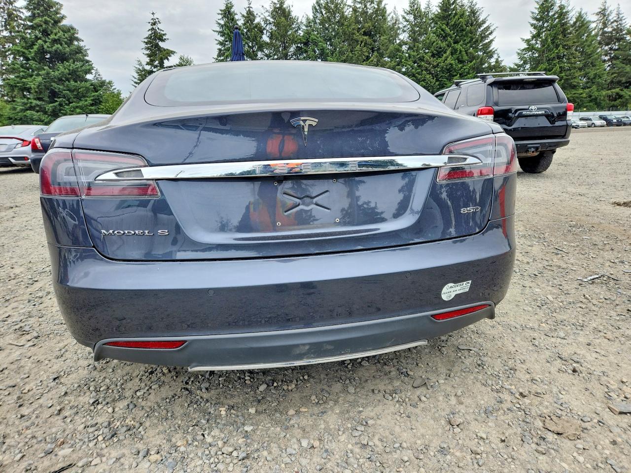 2015 Tesla Model S Gray vin: 5YJSA1E27FF104839