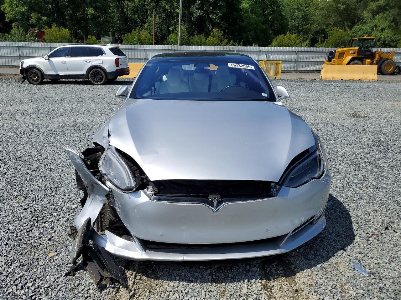 2018 Tesla Model S Silver vin: 5YJSA1E28JF244374