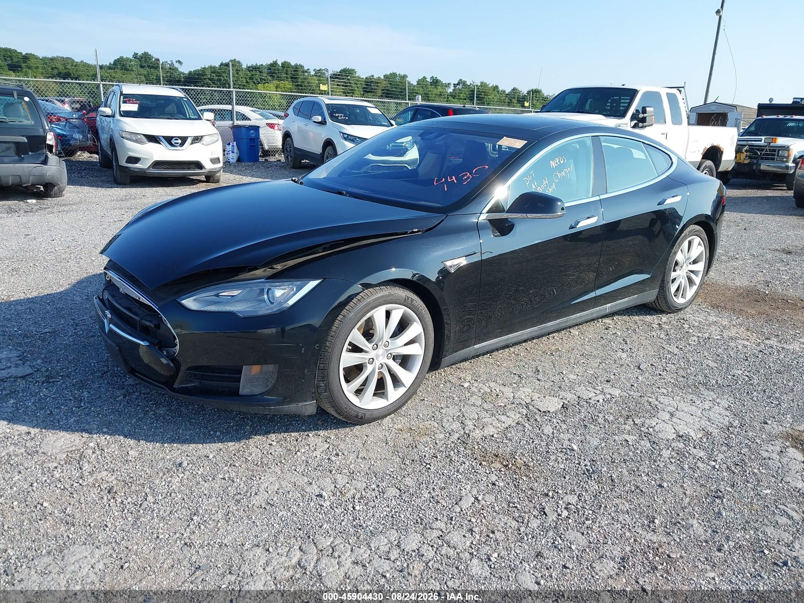 2015 Tesla Model S 70d/85d/p85d Черный vin: 5YJSA1E2XFF111879