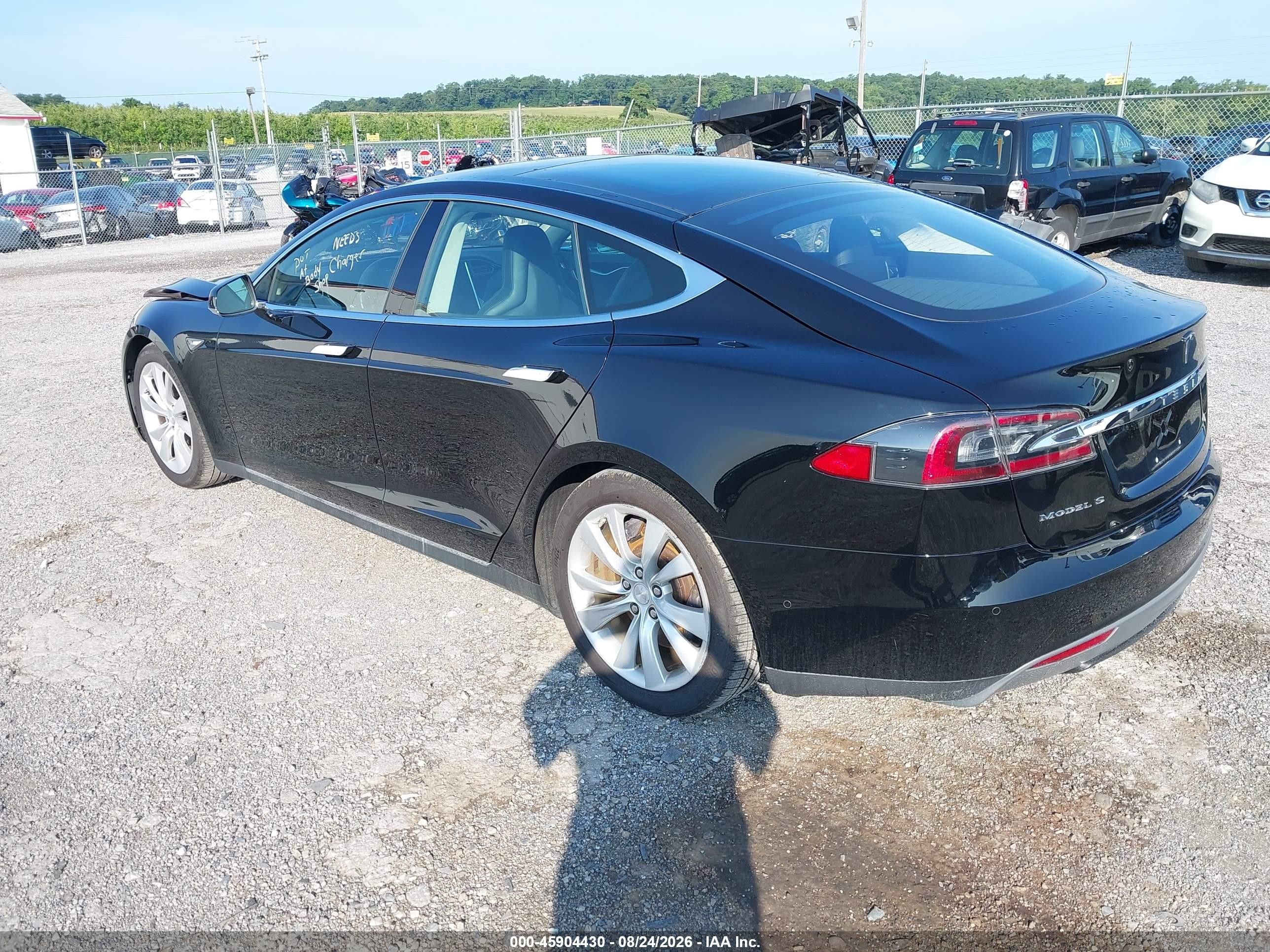 2015 Tesla Model S 70d/85d/p85d Черный vin: 5YJSA1E2XFF111879