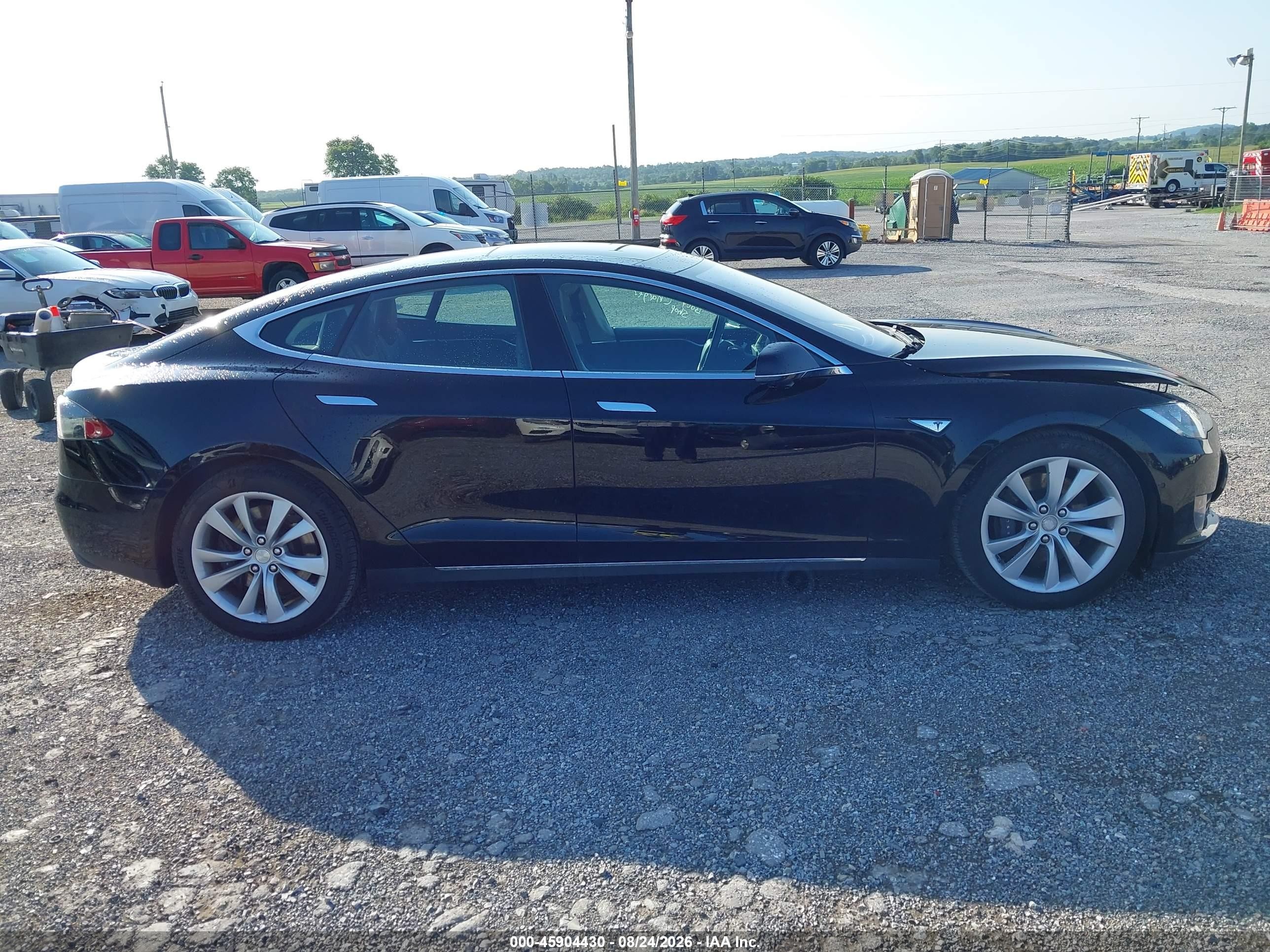 2015 Tesla Model S 70d/85d/p85d Черный vin: 5YJSA1E2XFF111879