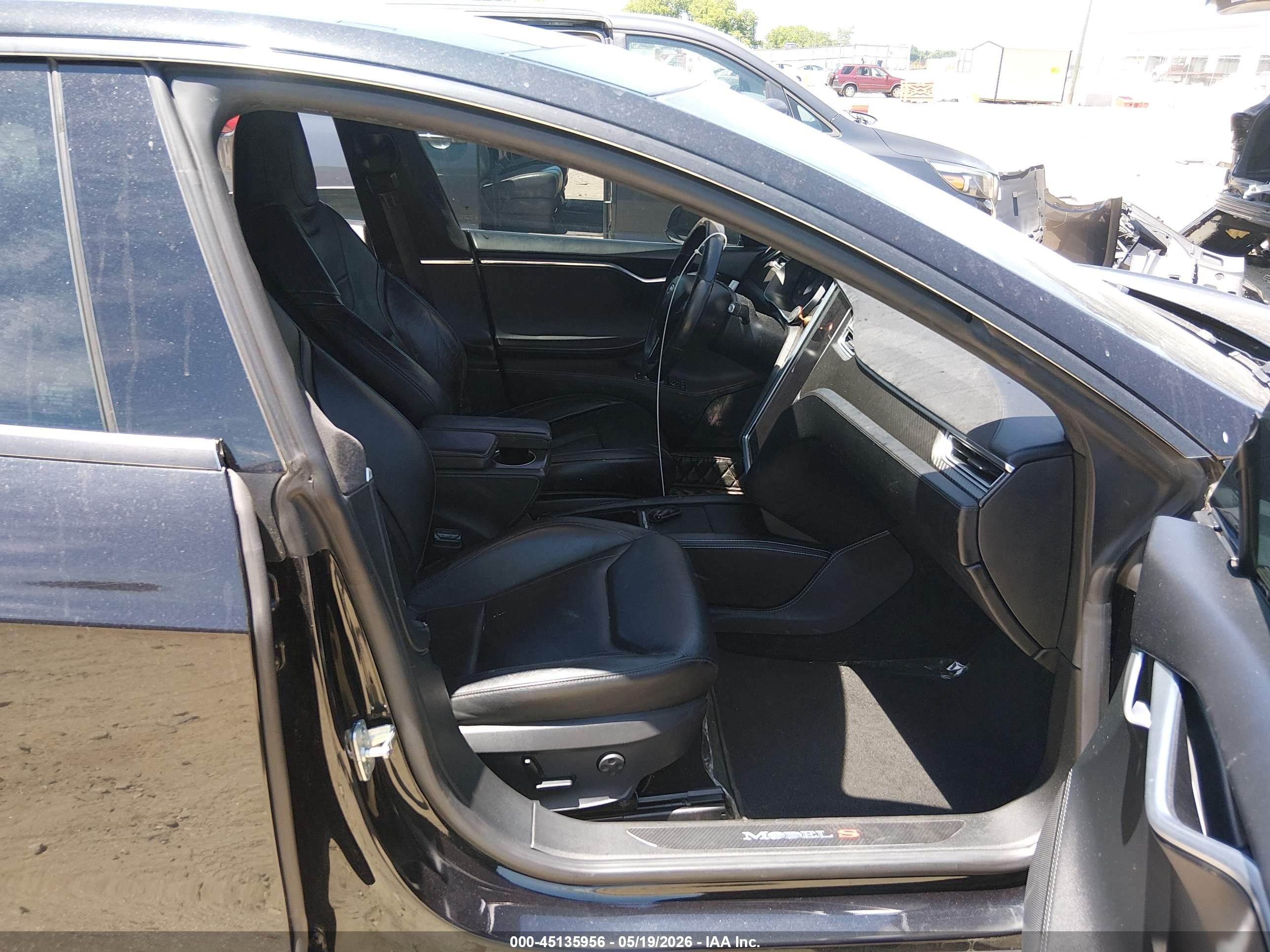 2015 Tesla Model S 85d/p85d Черный vin: 5YJSA1E42FF109139