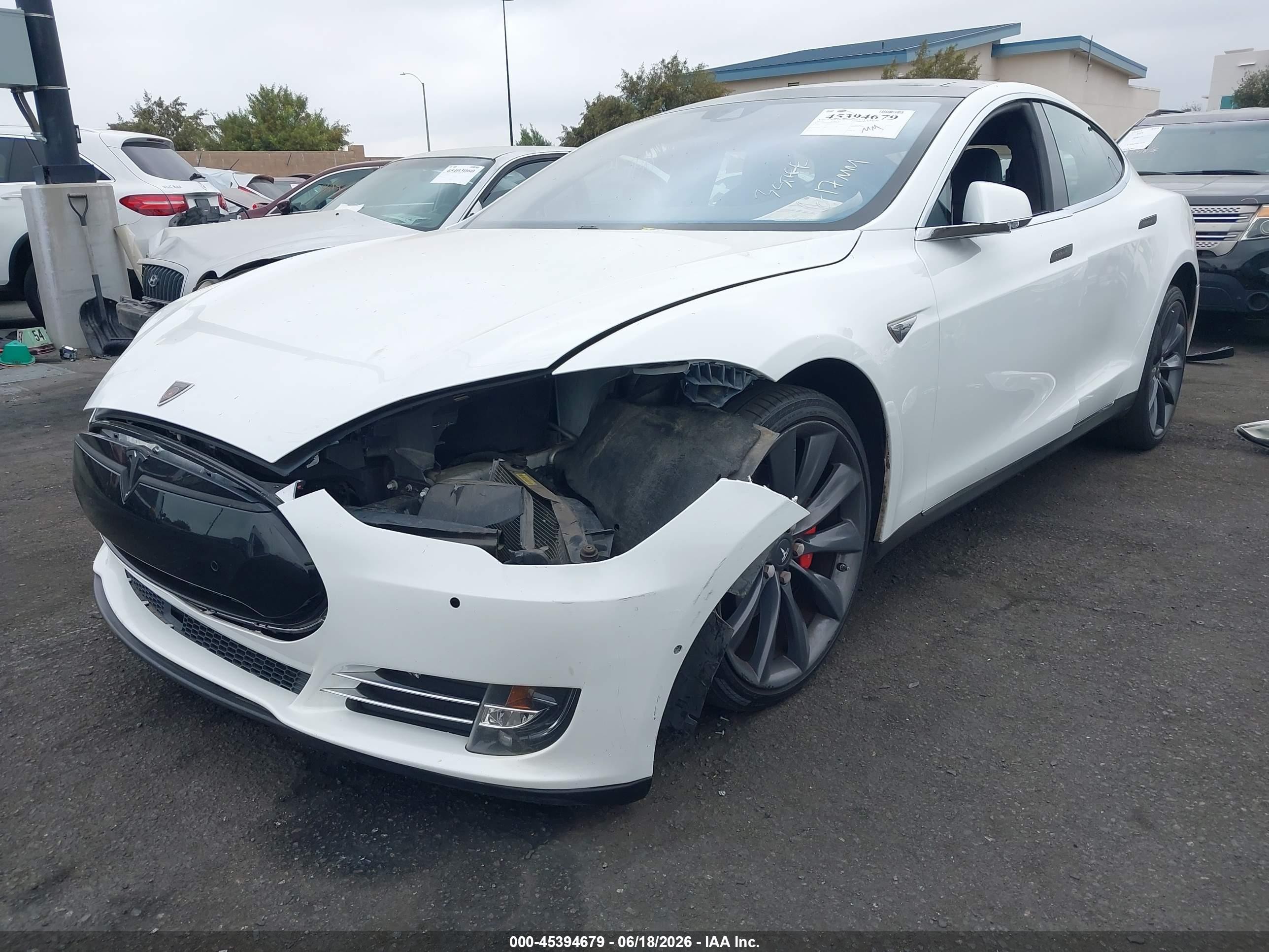 2015 Tesla Model S 85d/p85d White vin: 5YJSA1E42FF120299