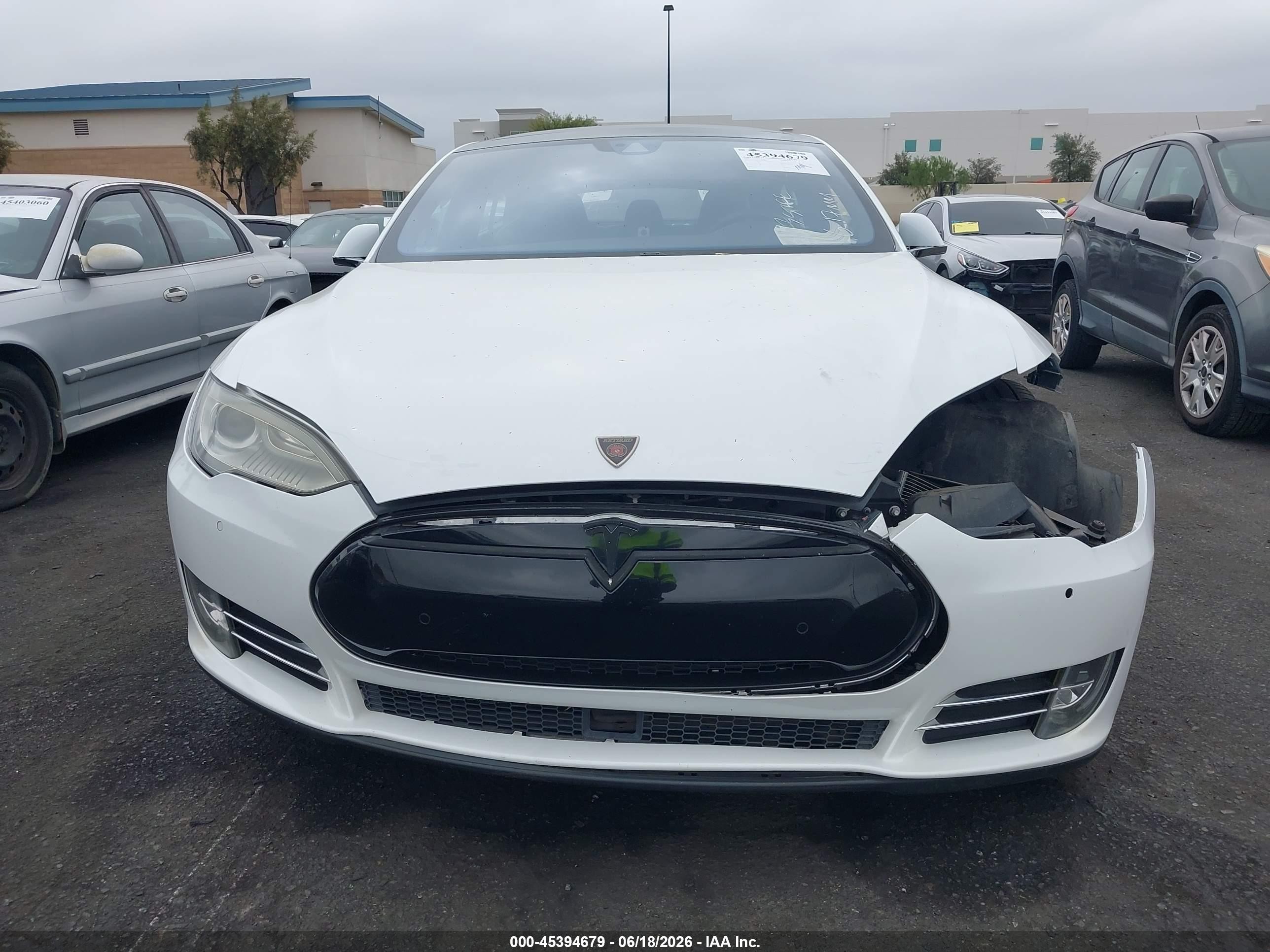 2015 Tesla Model S 85d/p85d White vin: 5YJSA1E42FF120299