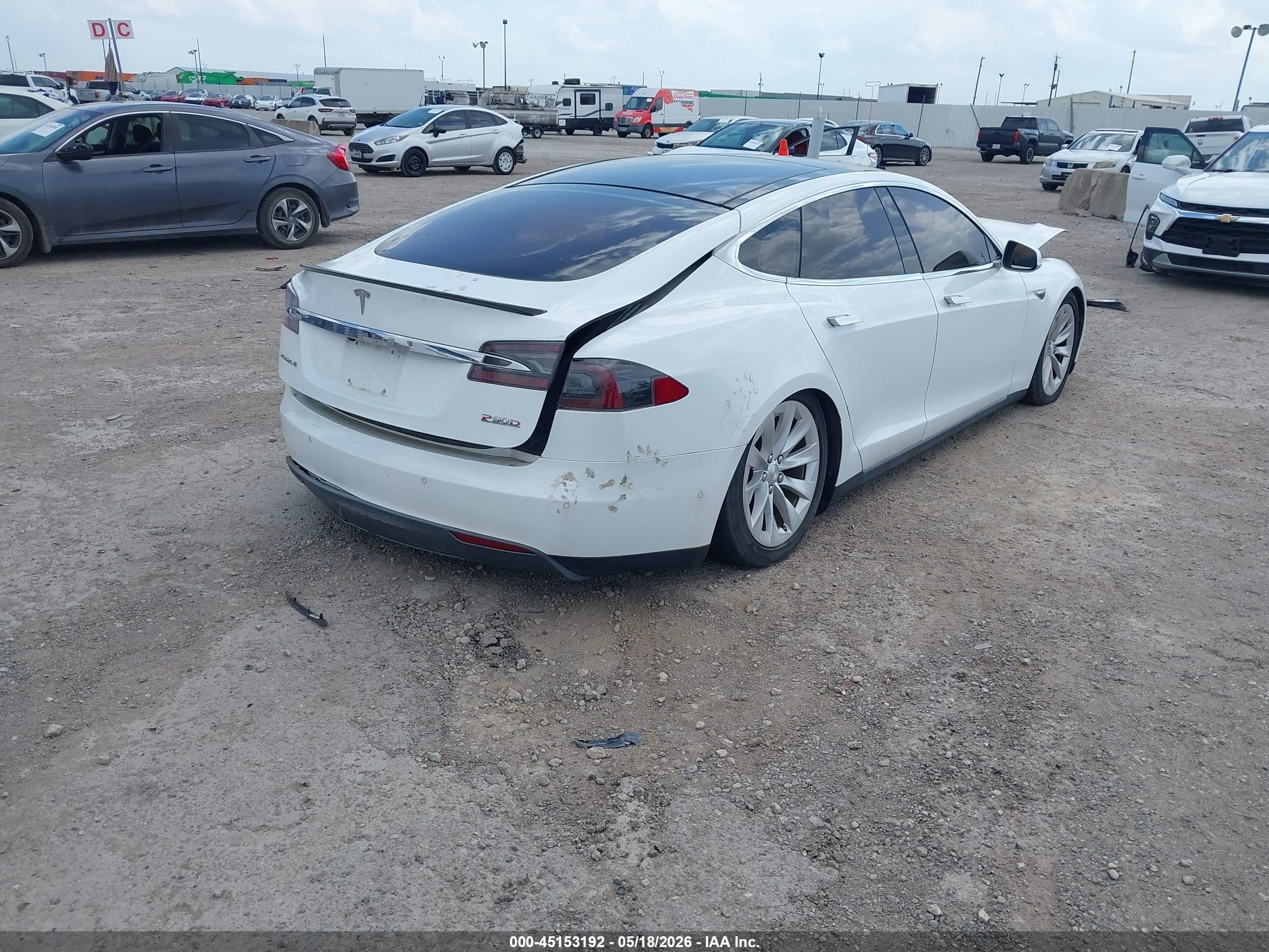 2015 Tesla Model S 85d/p85d White vin: 5YJSA1E43FF109523