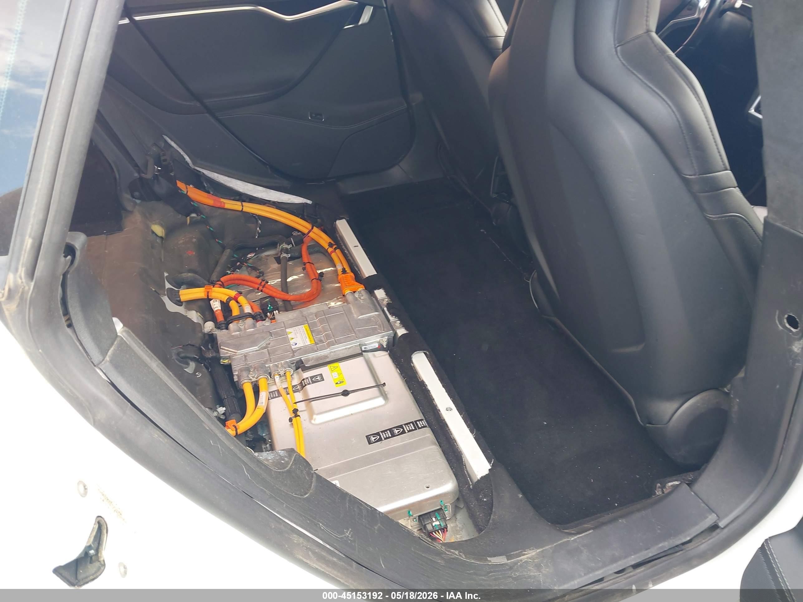 2015 Tesla Model S 85d/p85d White vin: 5YJSA1E43FF109523