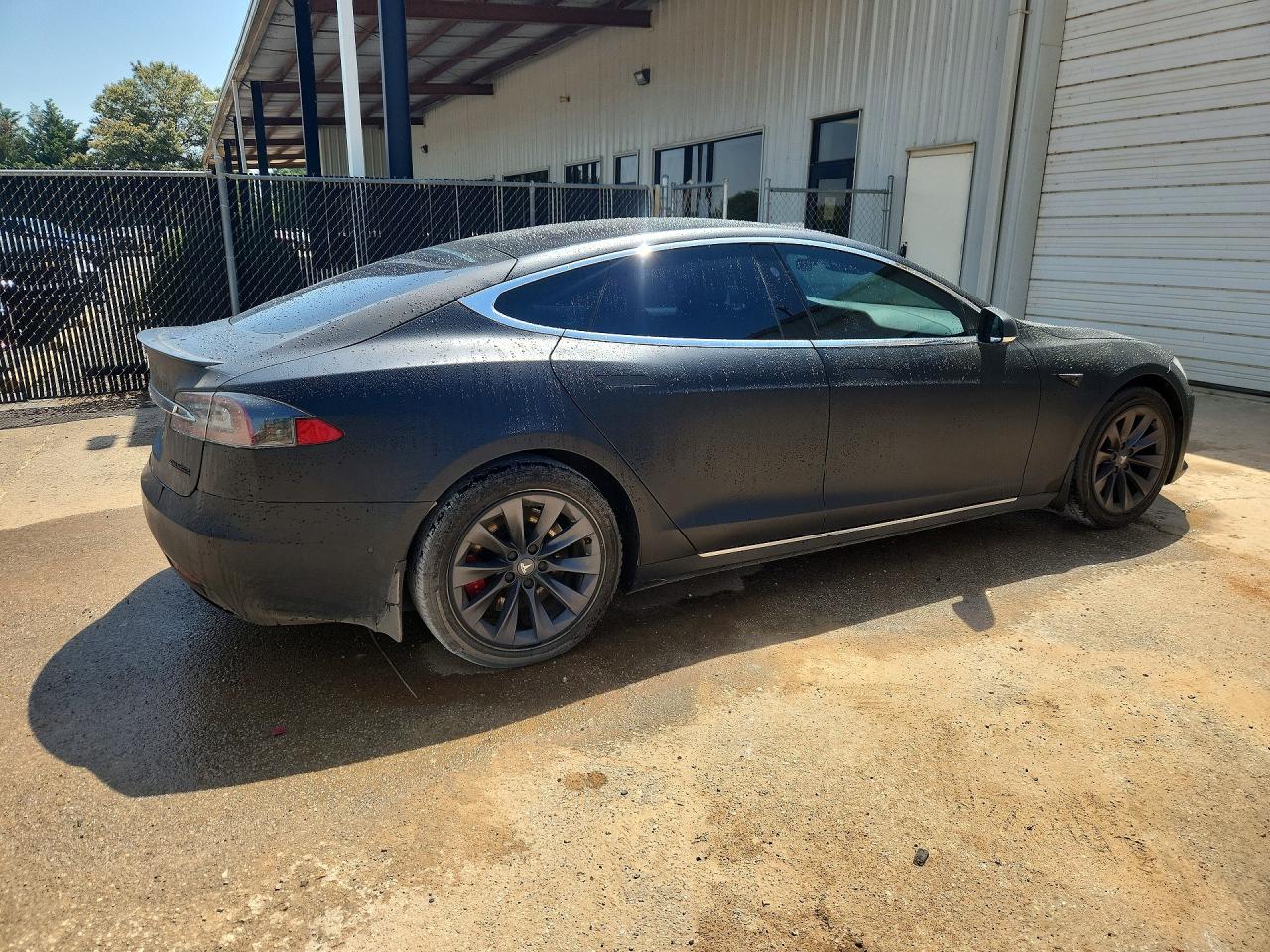 2020 Tesla Model S Черный vin: 5YJSA1E43LF400020