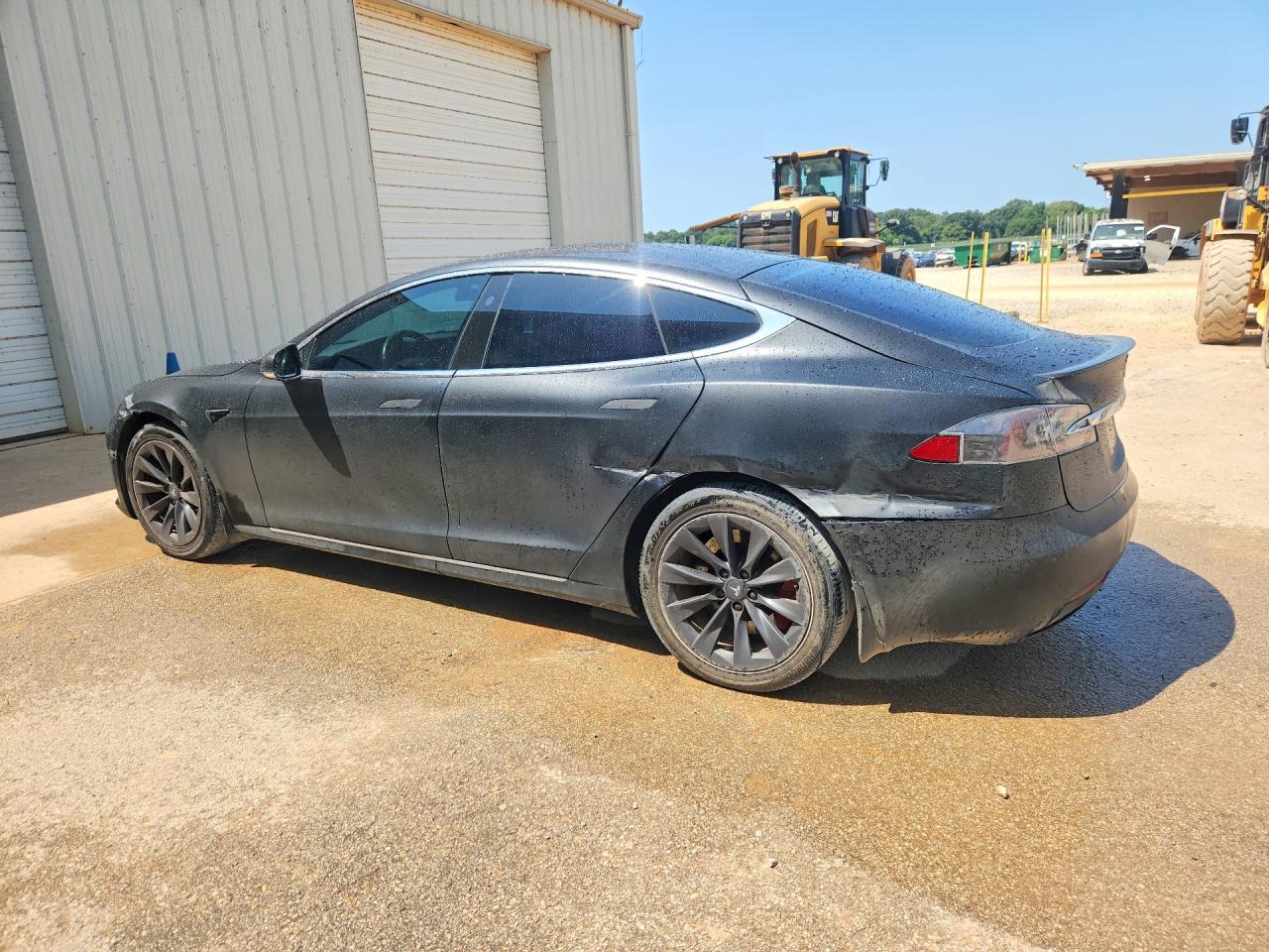 2020 Tesla Model S Черный vin: 5YJSA1E43LF400020