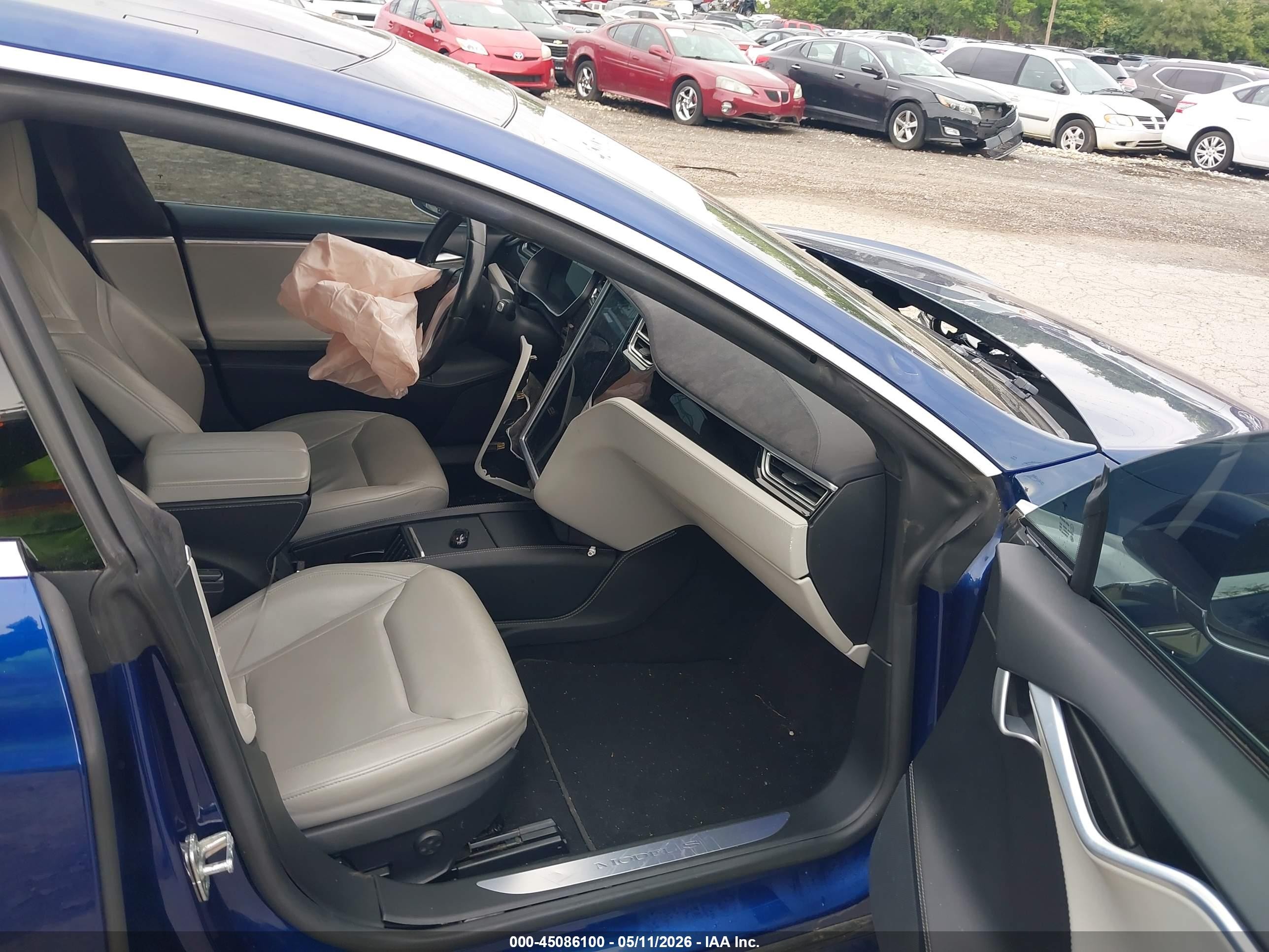 2015 Tesla Model S 85d/p85d Синий vin: 5YJSA1E44FF114648