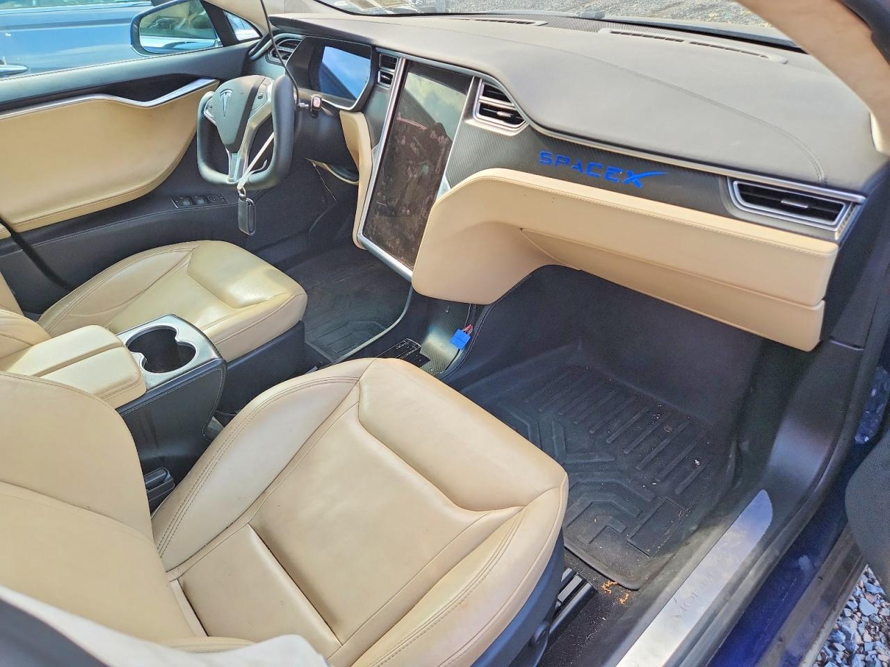 2015 Tesla Model S Blue vin: 5YJSA1E47FF114353