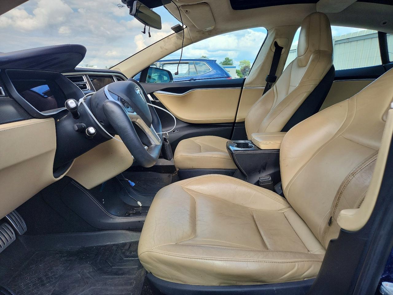 2015 Tesla Model S Blue vin: 5YJSA1E47FF114353