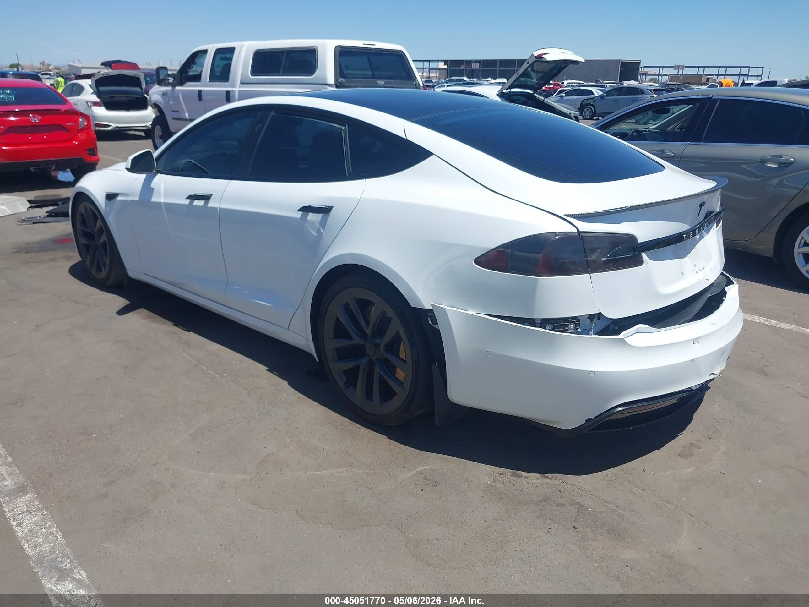 2022 Tesla Model S Dual Motor All-wheel Drive White vin: 5YJSA1E59NF462484