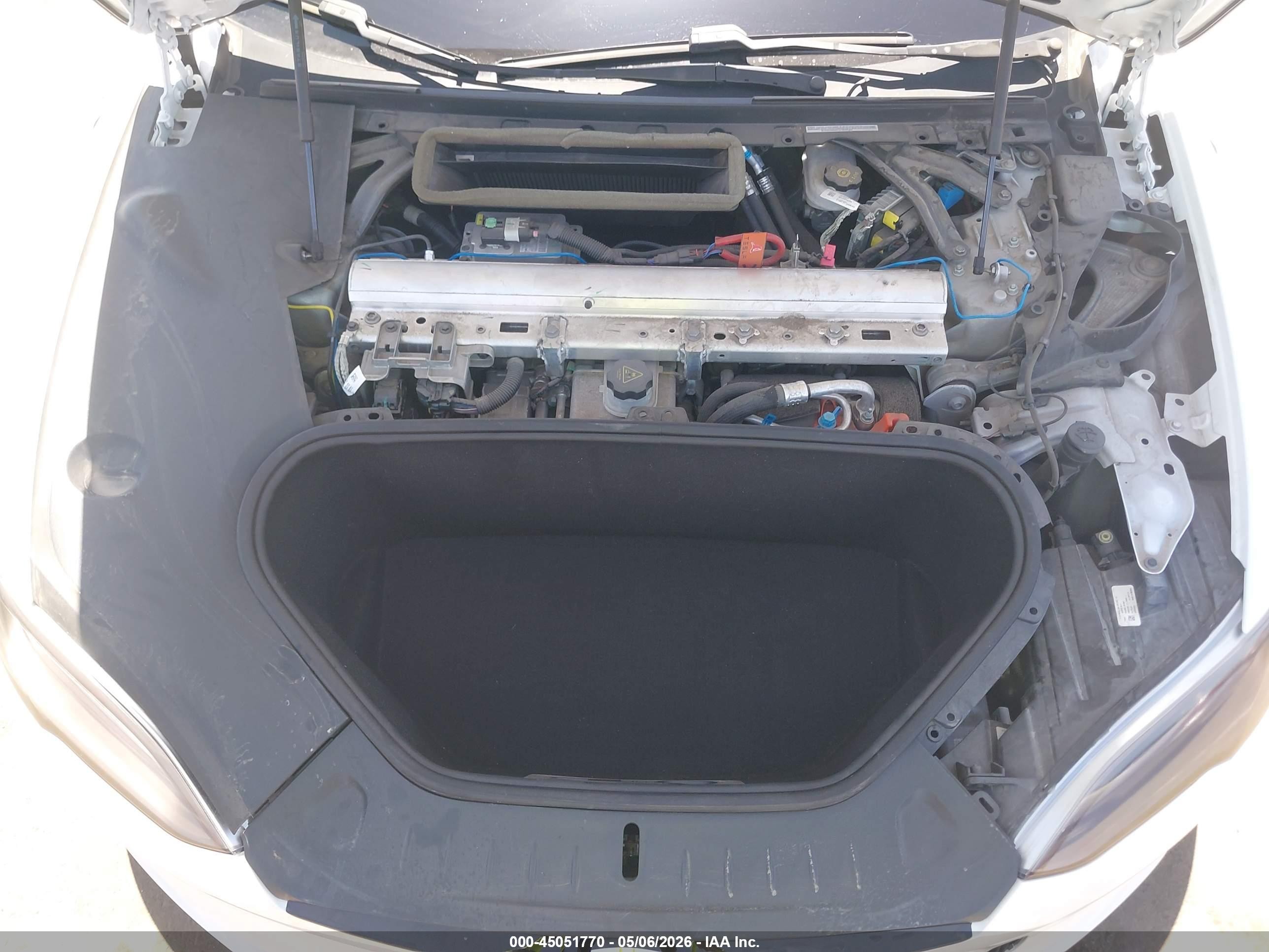2022 Tesla Model S Dual Motor All-wheel Drive White vin: 5YJSA1E59NF462484