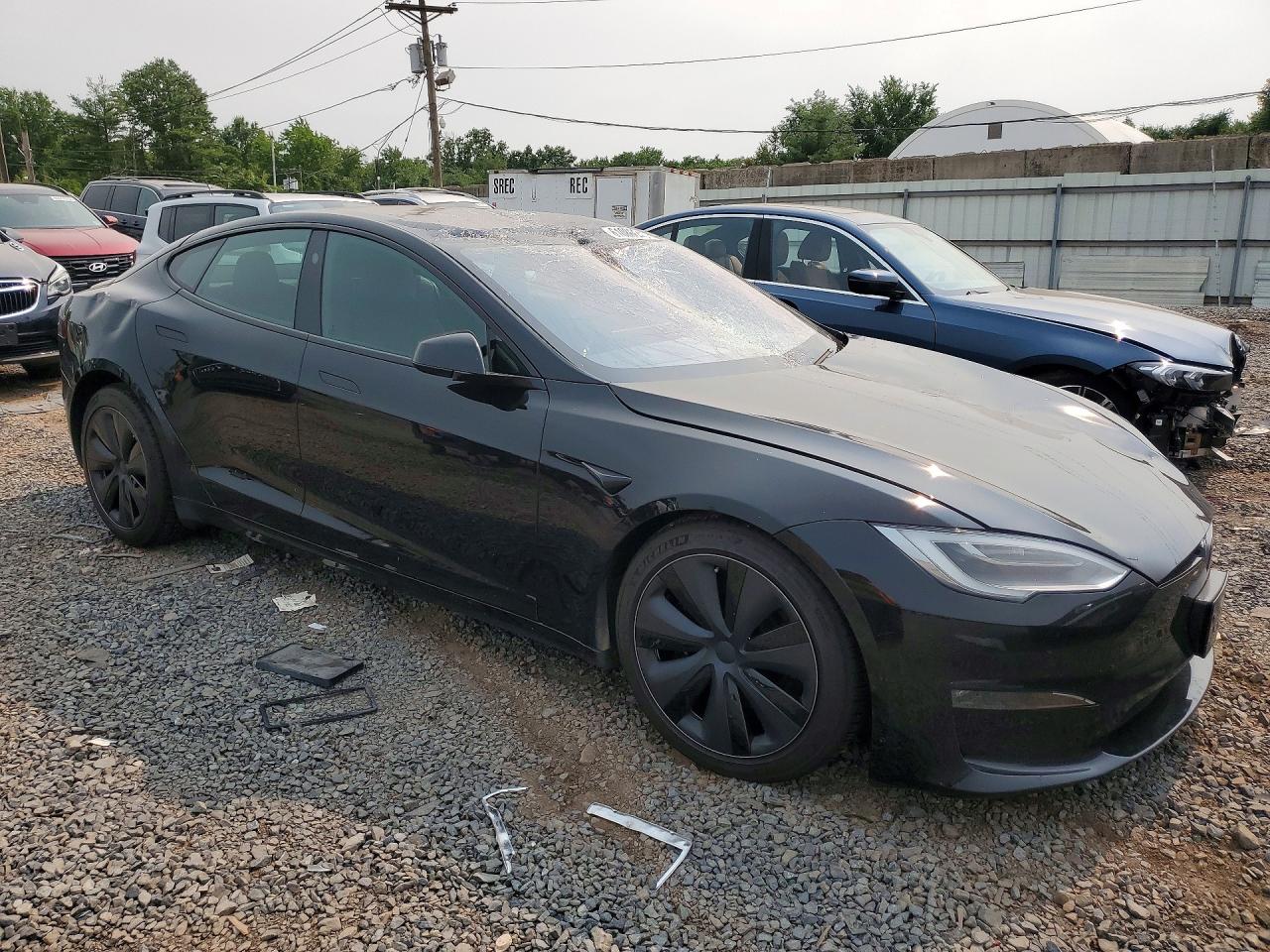 2021 Tesla Model S Black vin: 5YJSA1E61MF449753