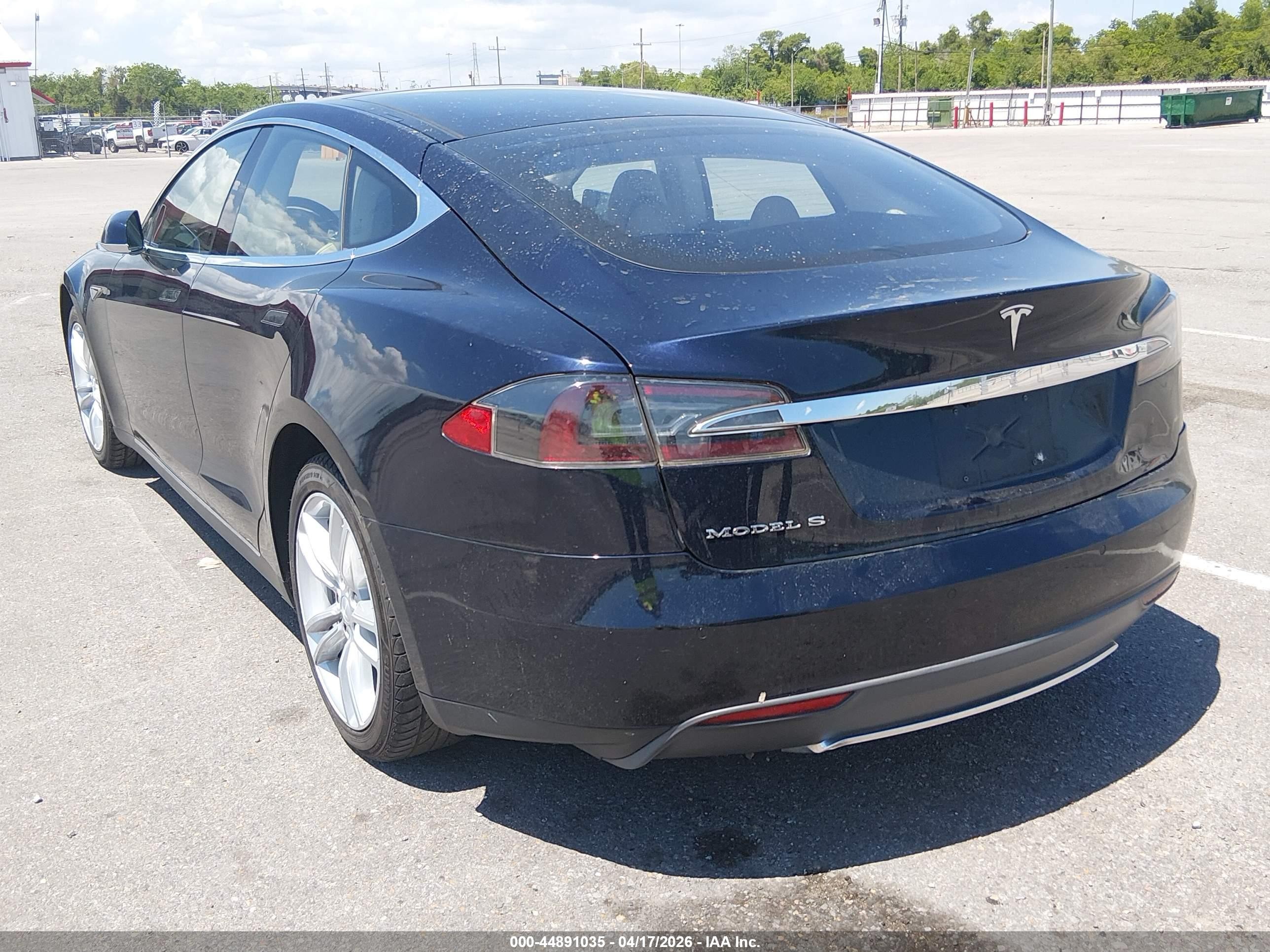 2014 Tesla Model S P85 Синий vin: 5YJSA1H10EFP43579