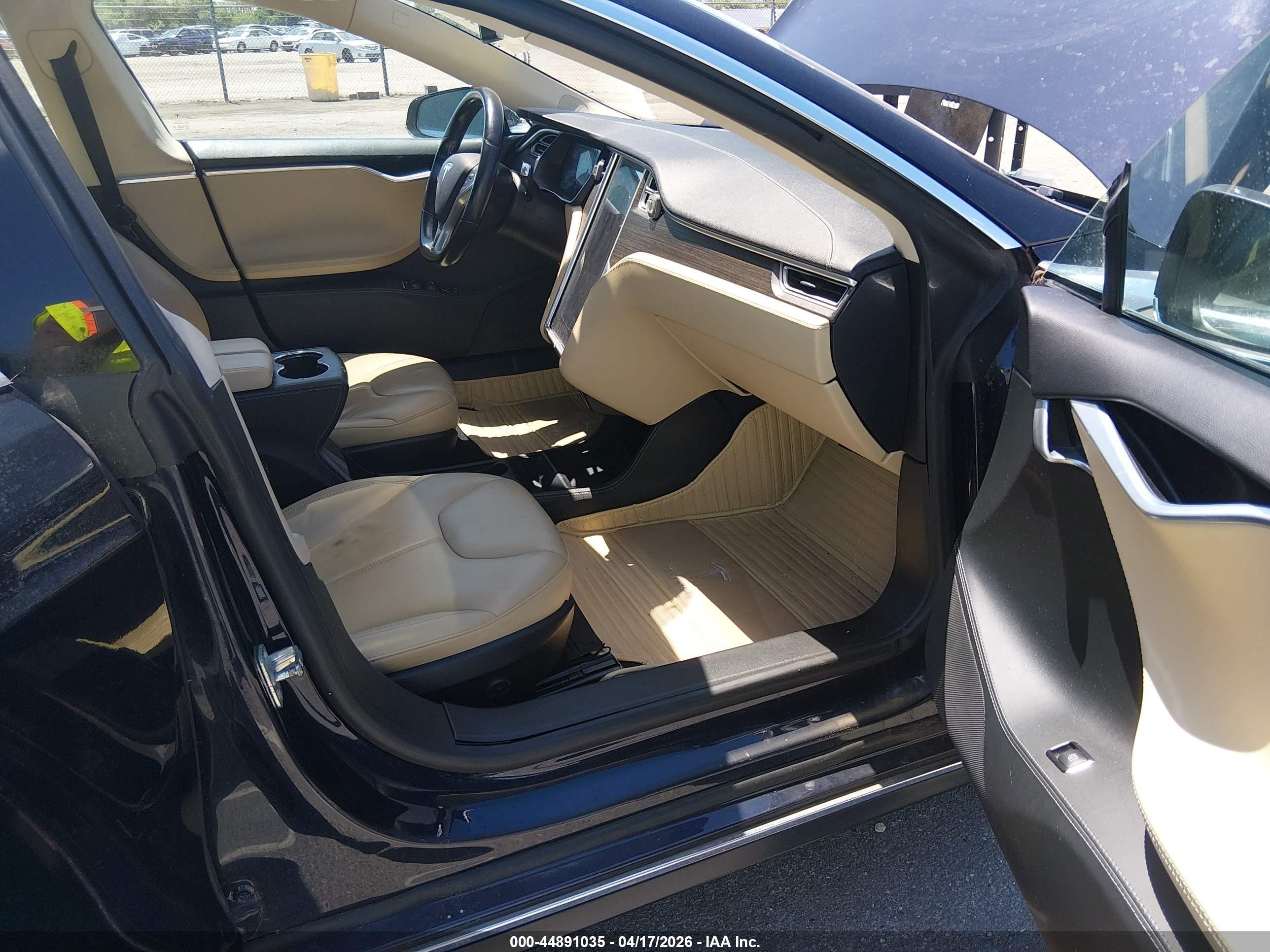 2014 Tesla Model S P85 Синий vin: 5YJSA1H10EFP43579