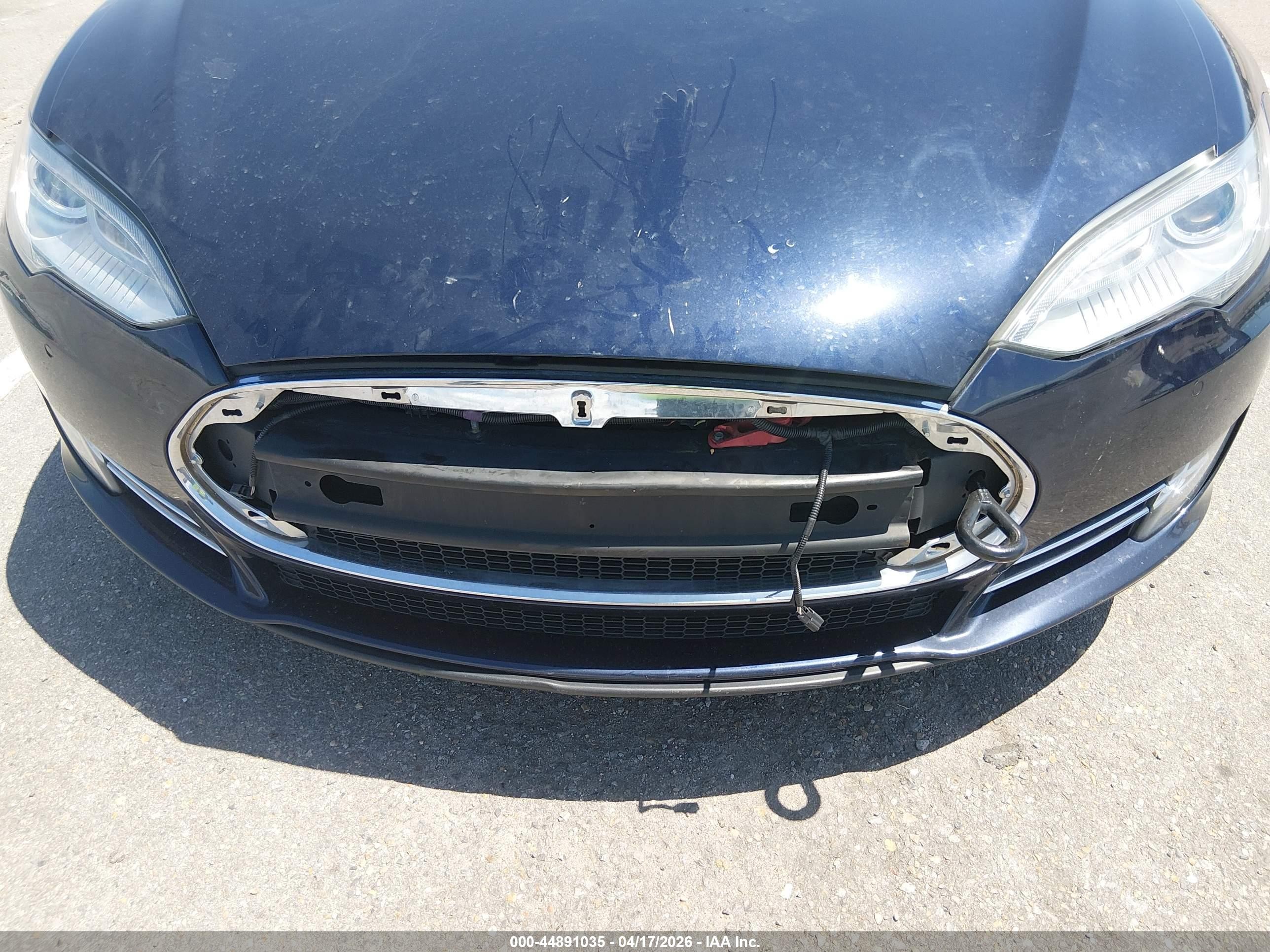 2014 Tesla Model S P85 Синий vin: 5YJSA1H10EFP43579