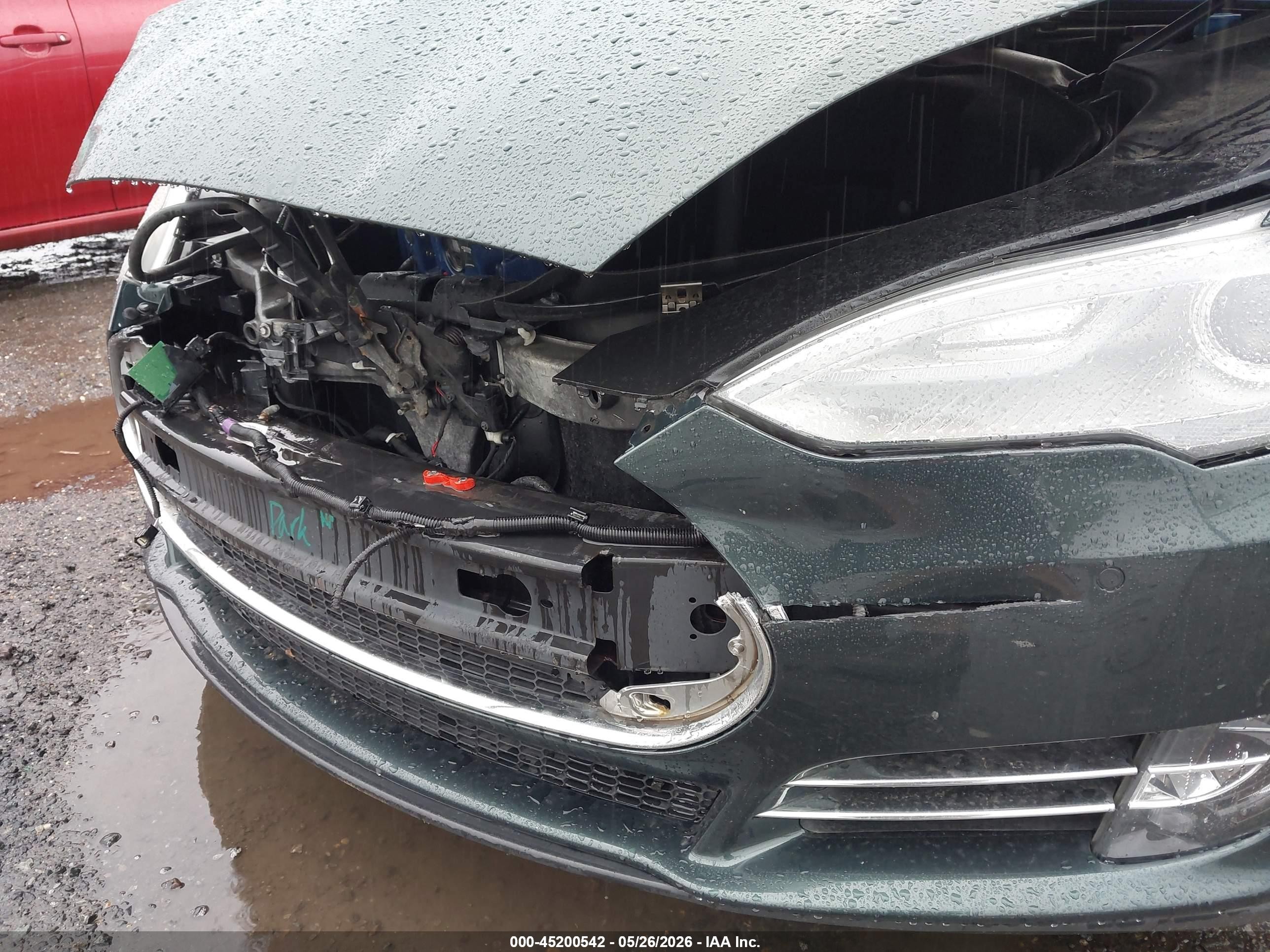 2014 Tesla Model S P85 Черный vin: 5YJSA1H10EFP49396
