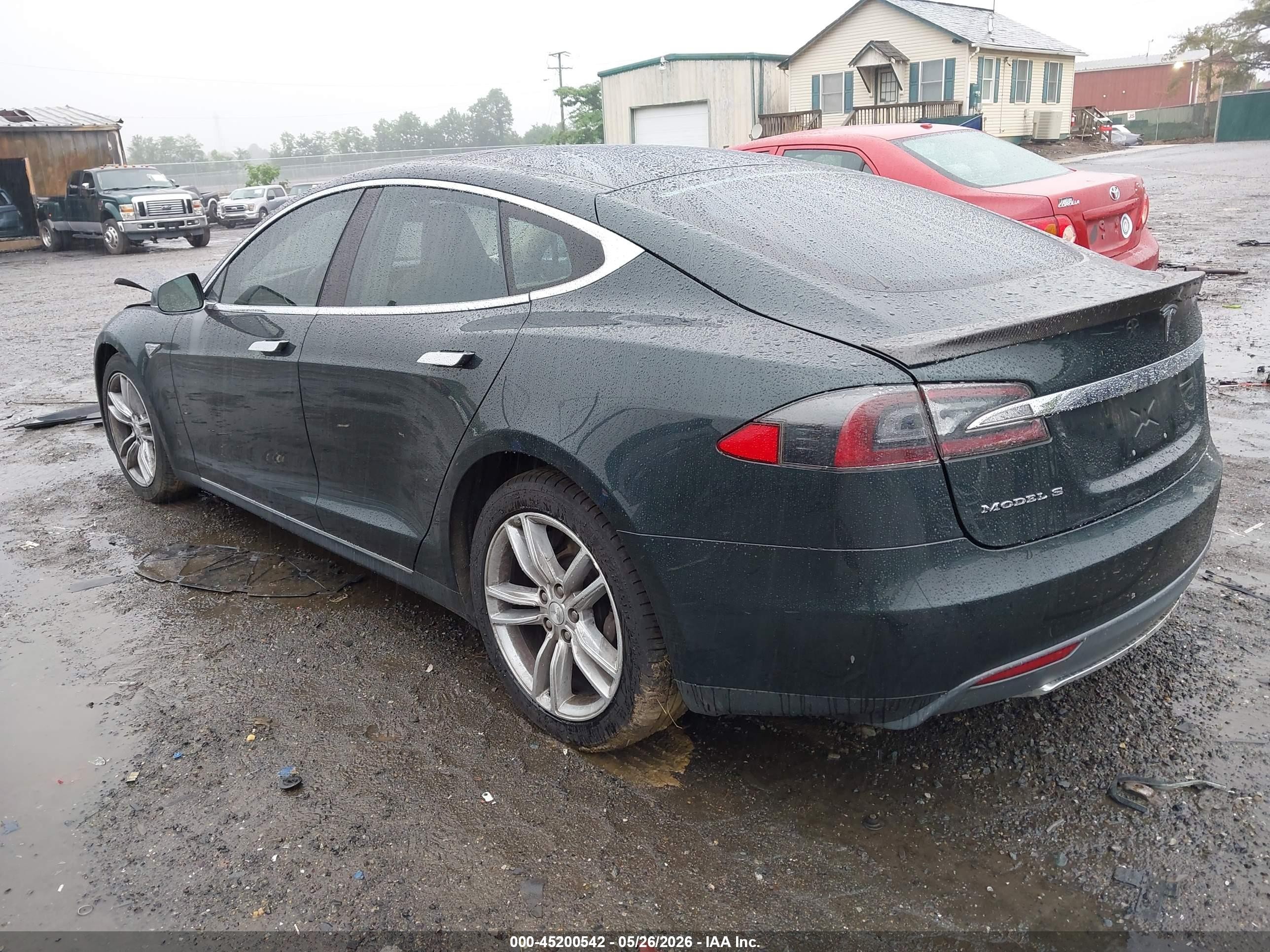 2014 Tesla Model S P85 Черный vin: 5YJSA1H10EFP49396
