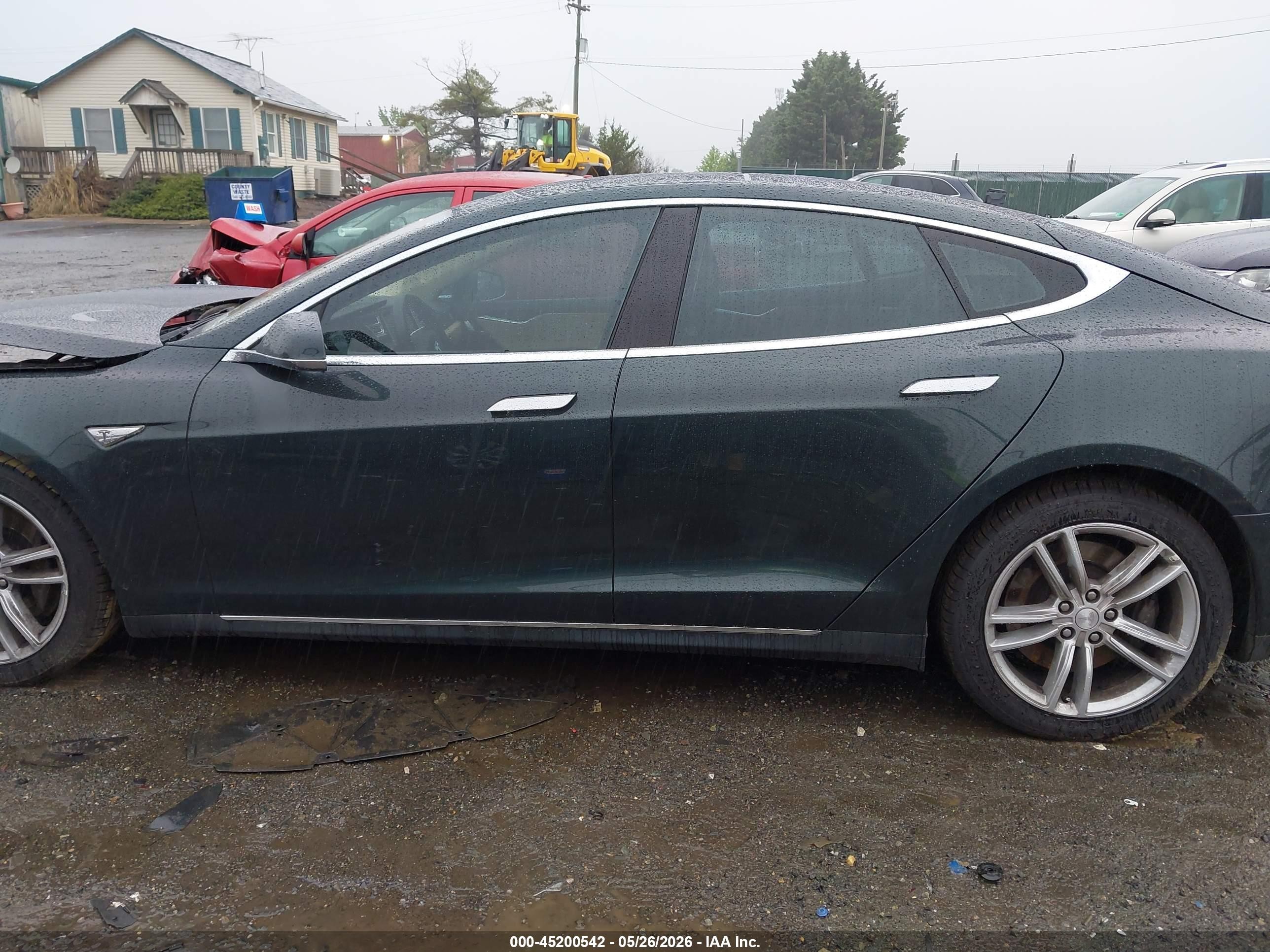 2014 Tesla Model S P85 Черный vin: 5YJSA1H10EFP49396