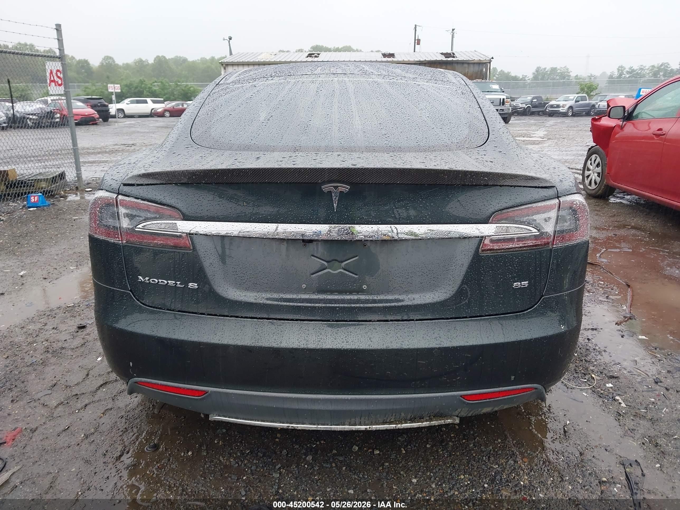 2014 Tesla Model S P85 Черный vin: 5YJSA1H10EFP49396