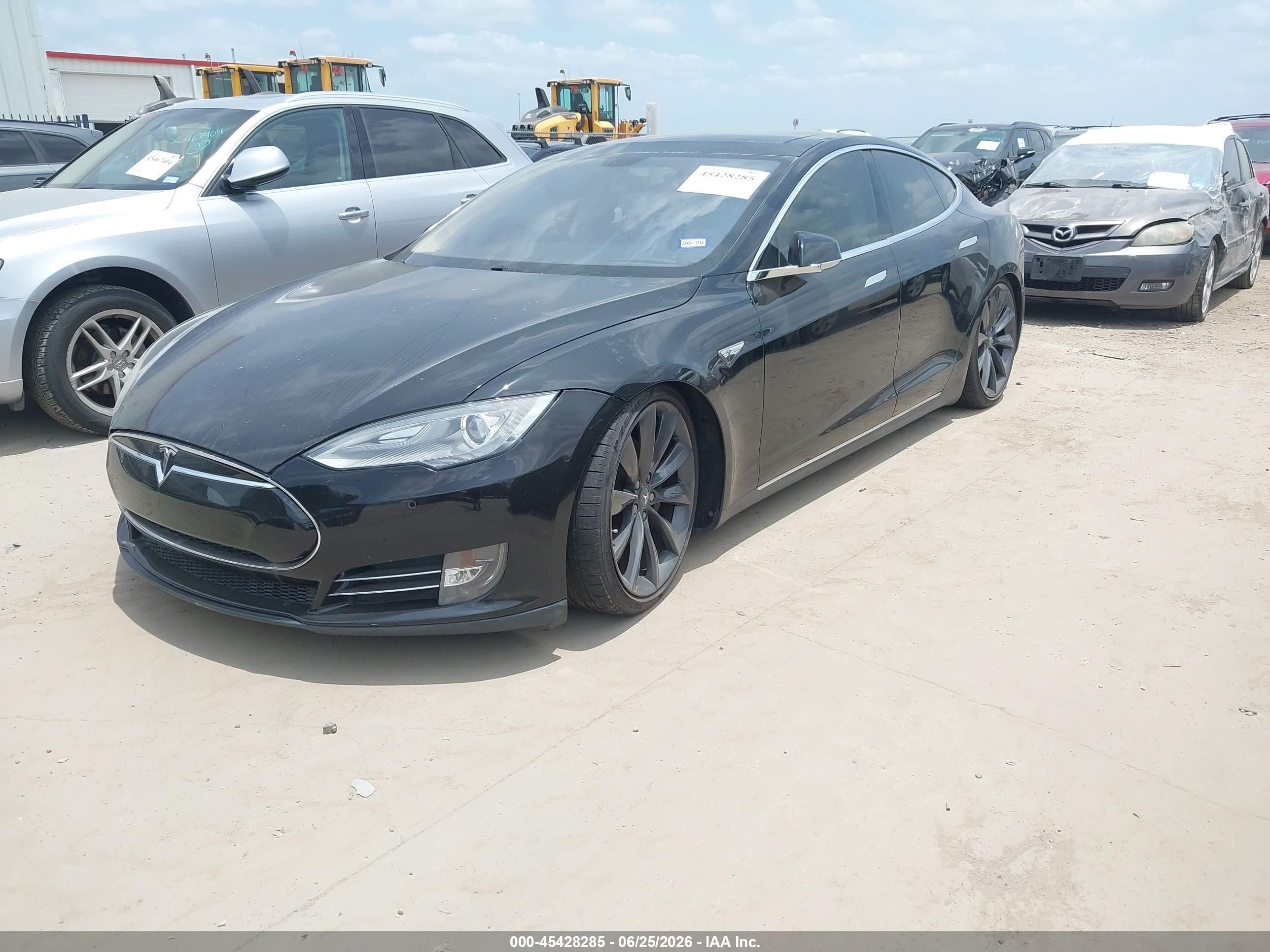 2014 Tesla Model S P85 Black vin: 5YJSA1H11EFP40397