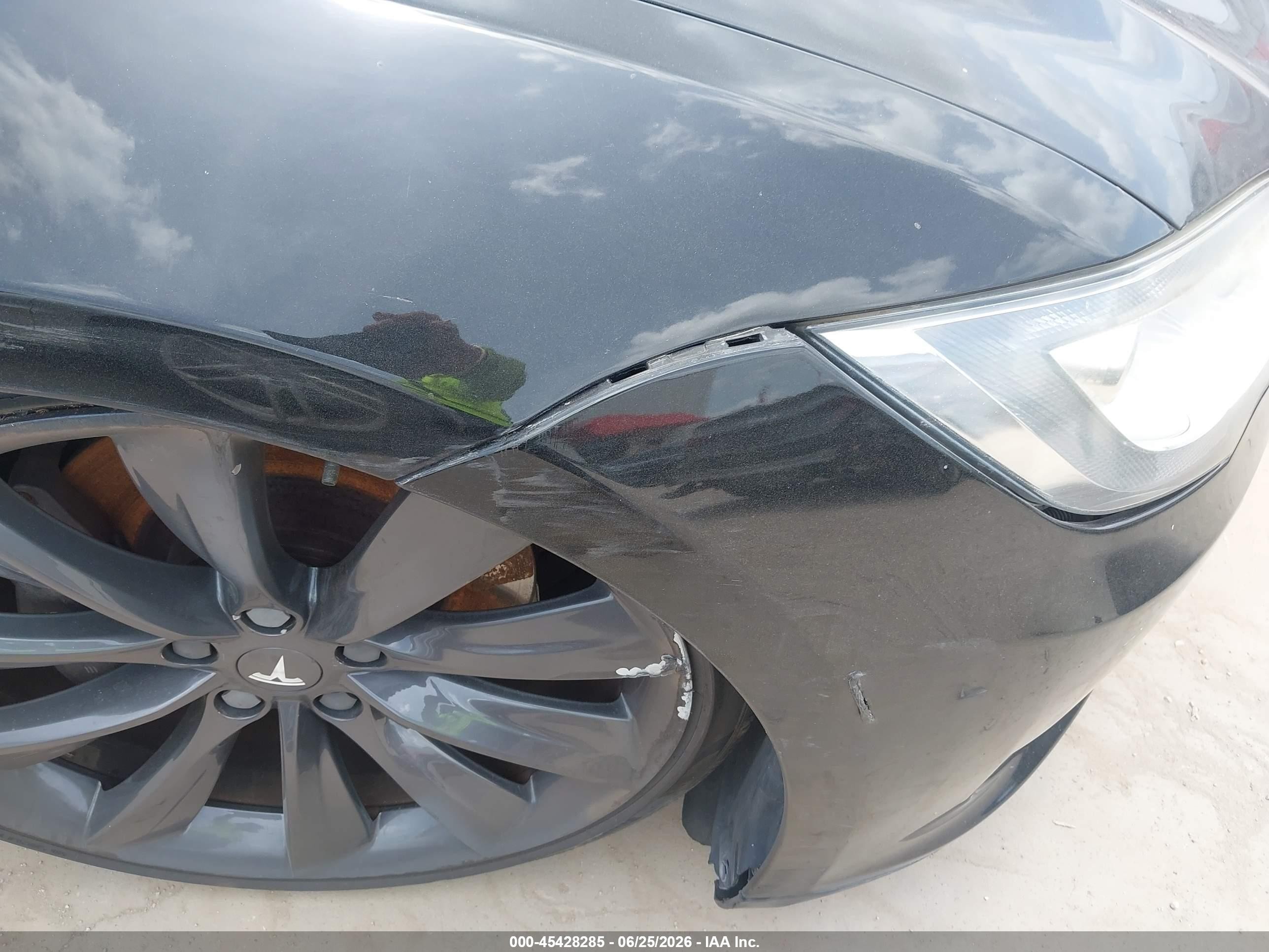 2014 Tesla Model S P85 Black vin: 5YJSA1H11EFP40397