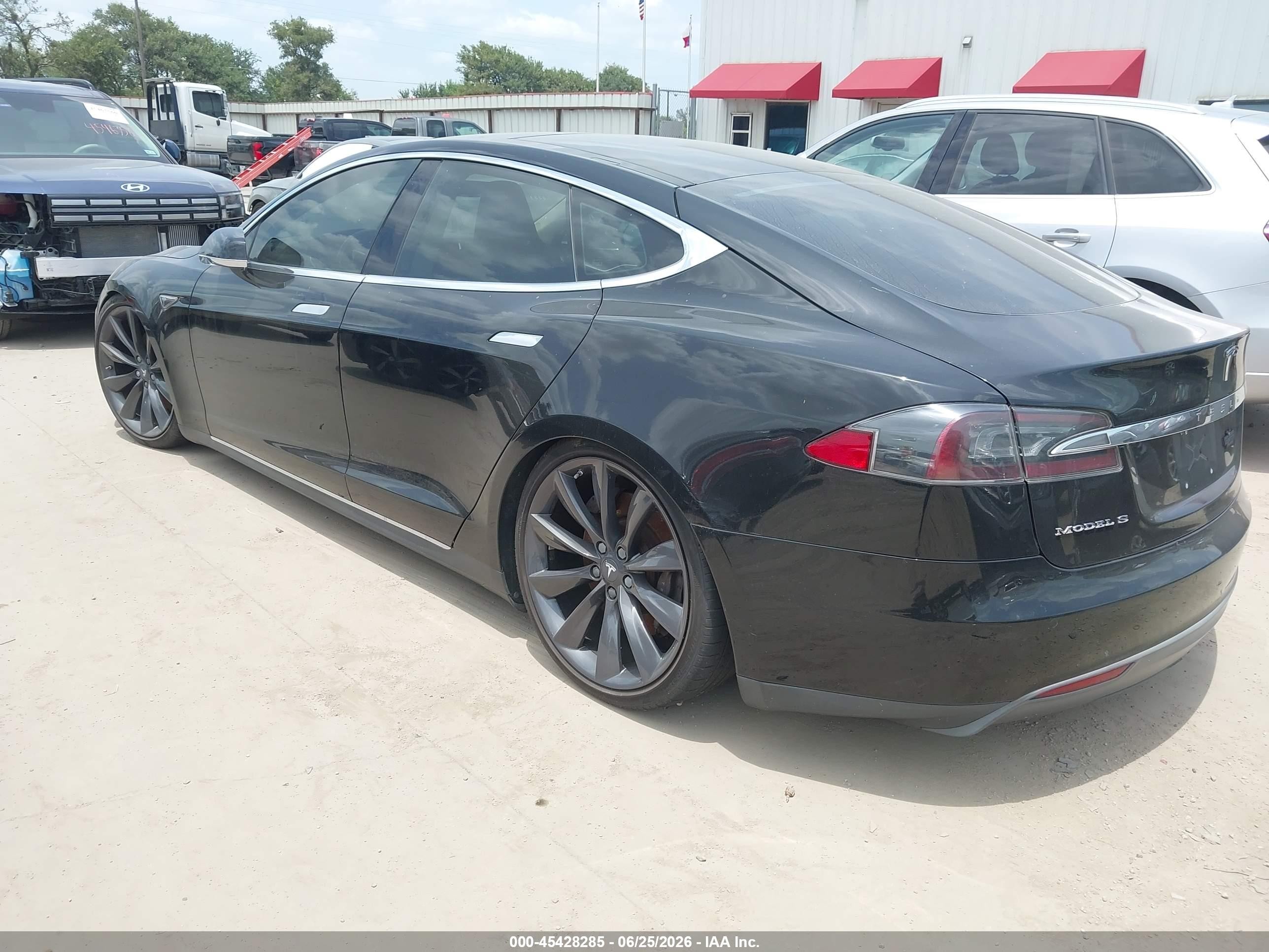 2014 Tesla Model S P85 Black vin: 5YJSA1H11EFP40397