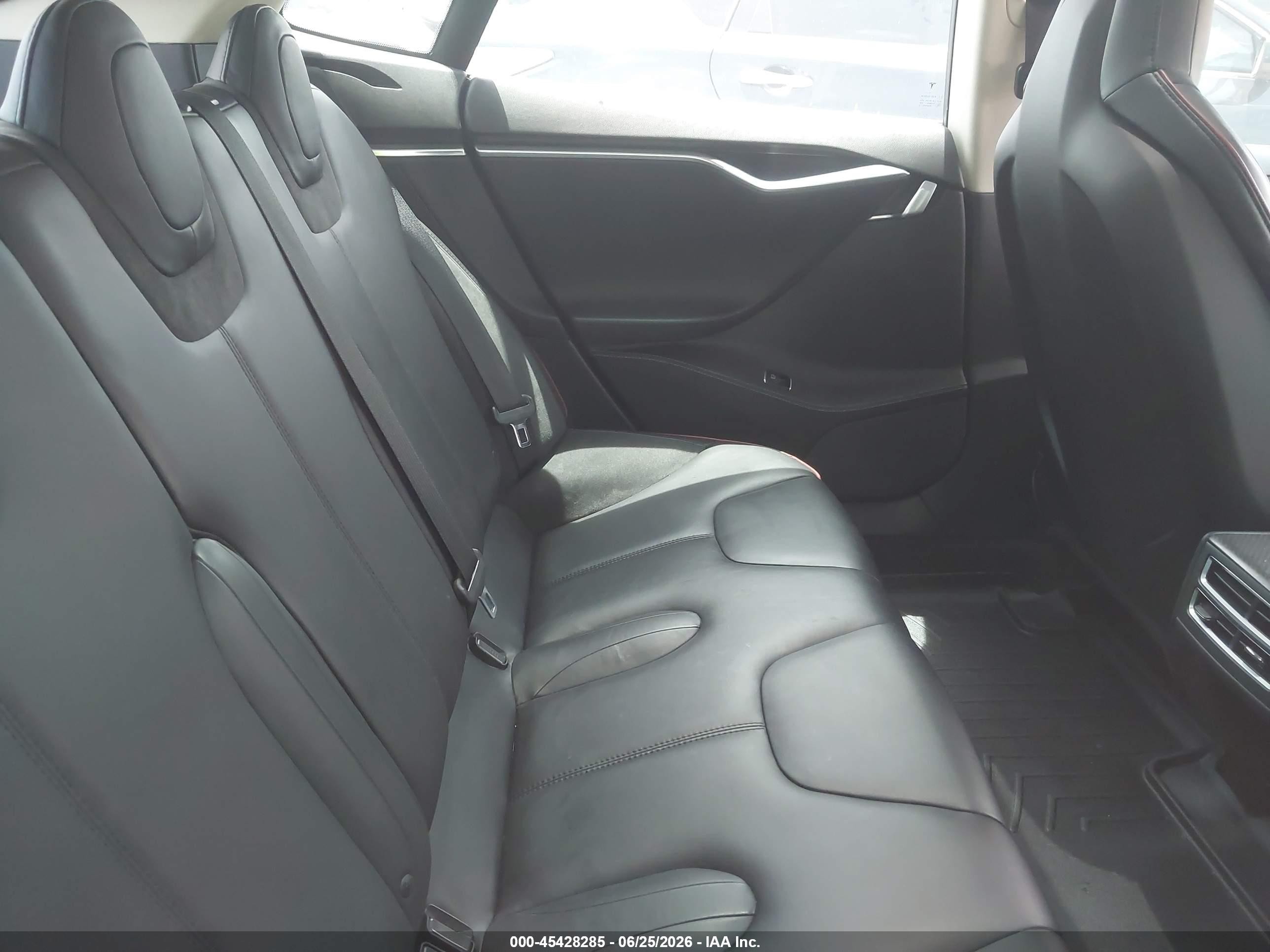2014 Tesla Model S P85 Black vin: 5YJSA1H11EFP40397