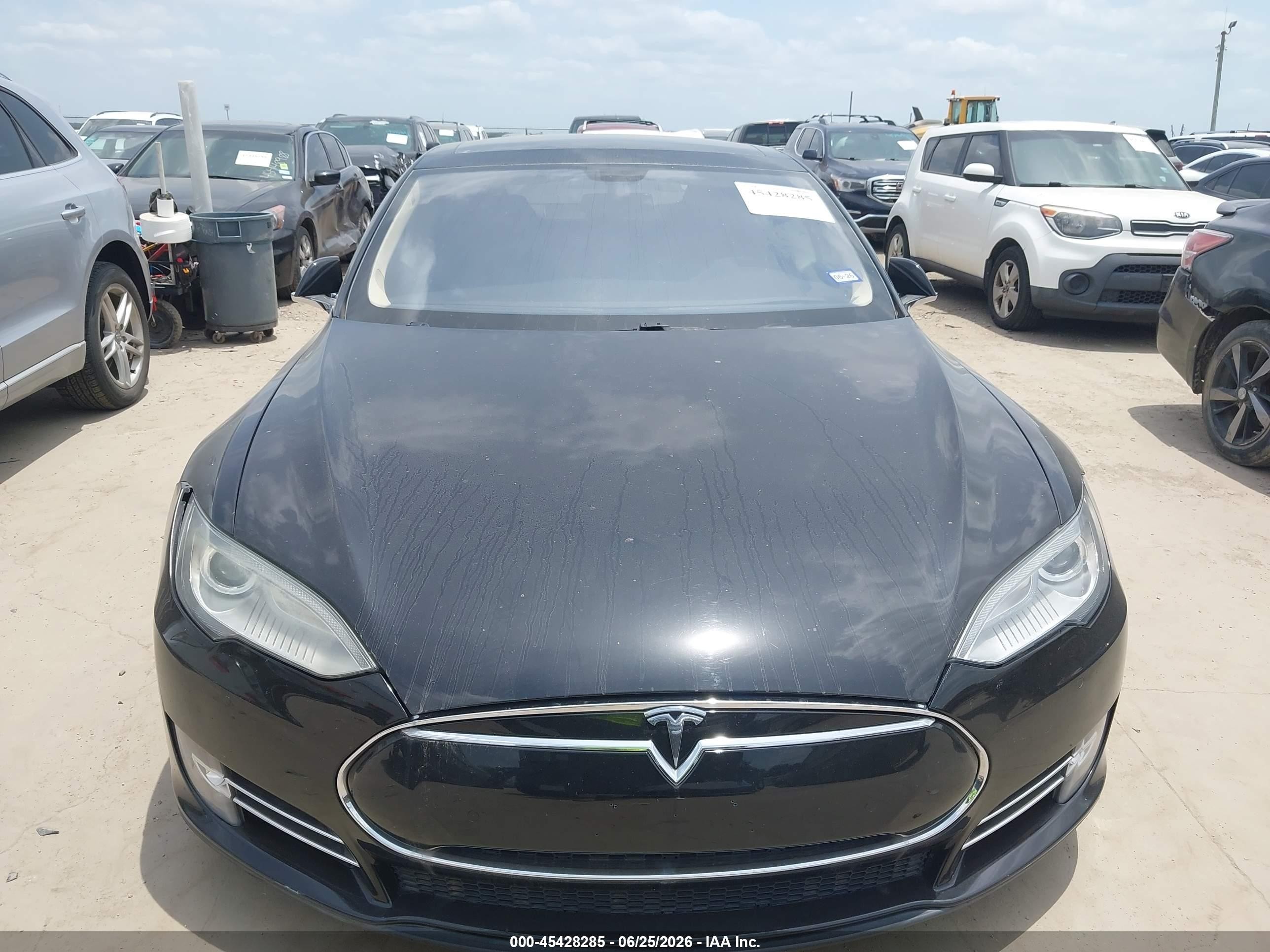 2014 Tesla Model S P85 Black vin: 5YJSA1H11EFP40397