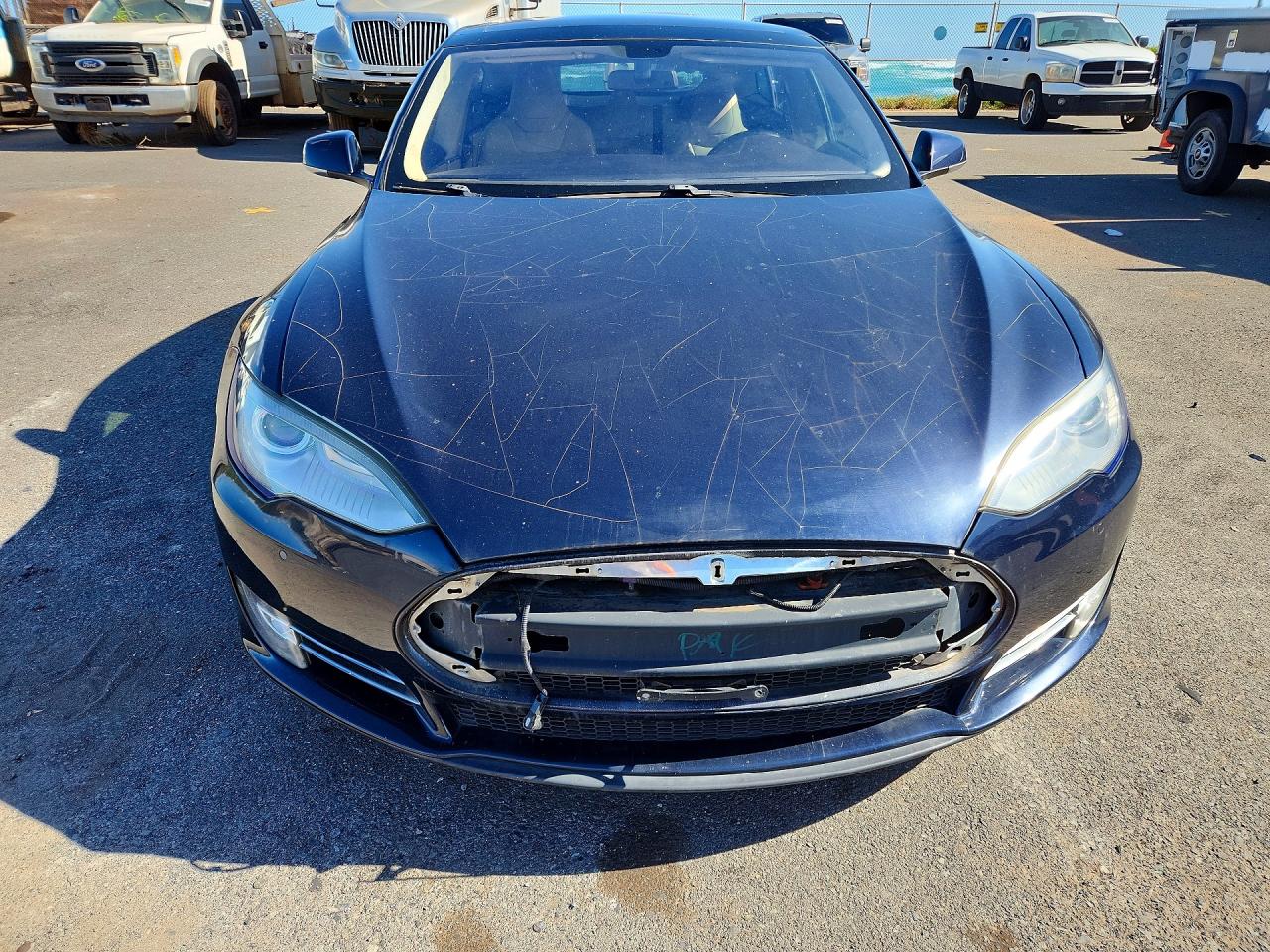 2014 Tesla Model S Black vin: 5YJSA1H11EFP48094
