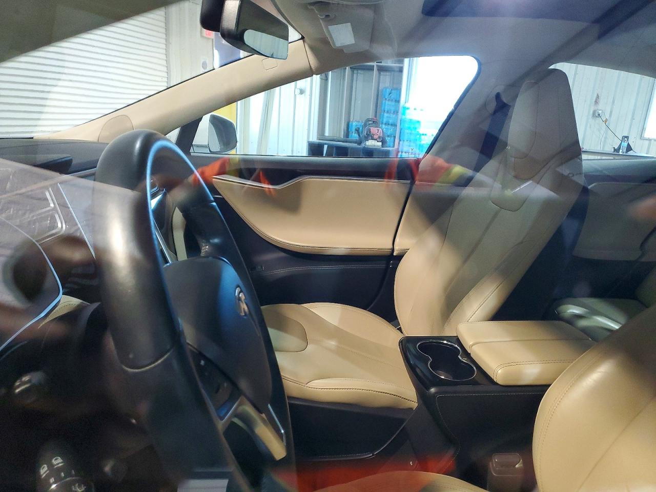 2014 Tesla Model S White vin: 5YJSA1H12EFP45883
