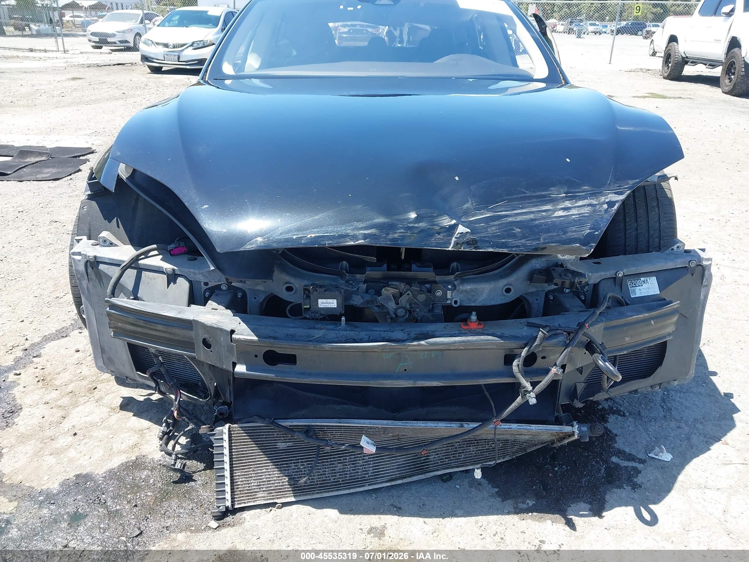 2014 Tesla Model S P85 Черный vin: 5YJSA1H12EFP54115