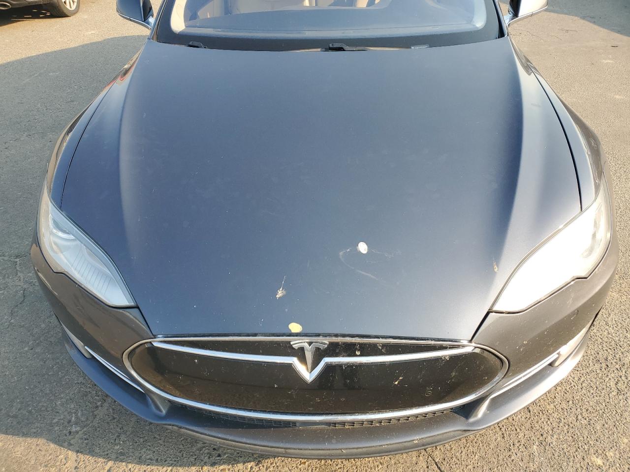 2014 Tesla Model S Gray vin: 5YJSA1H12EFP60545