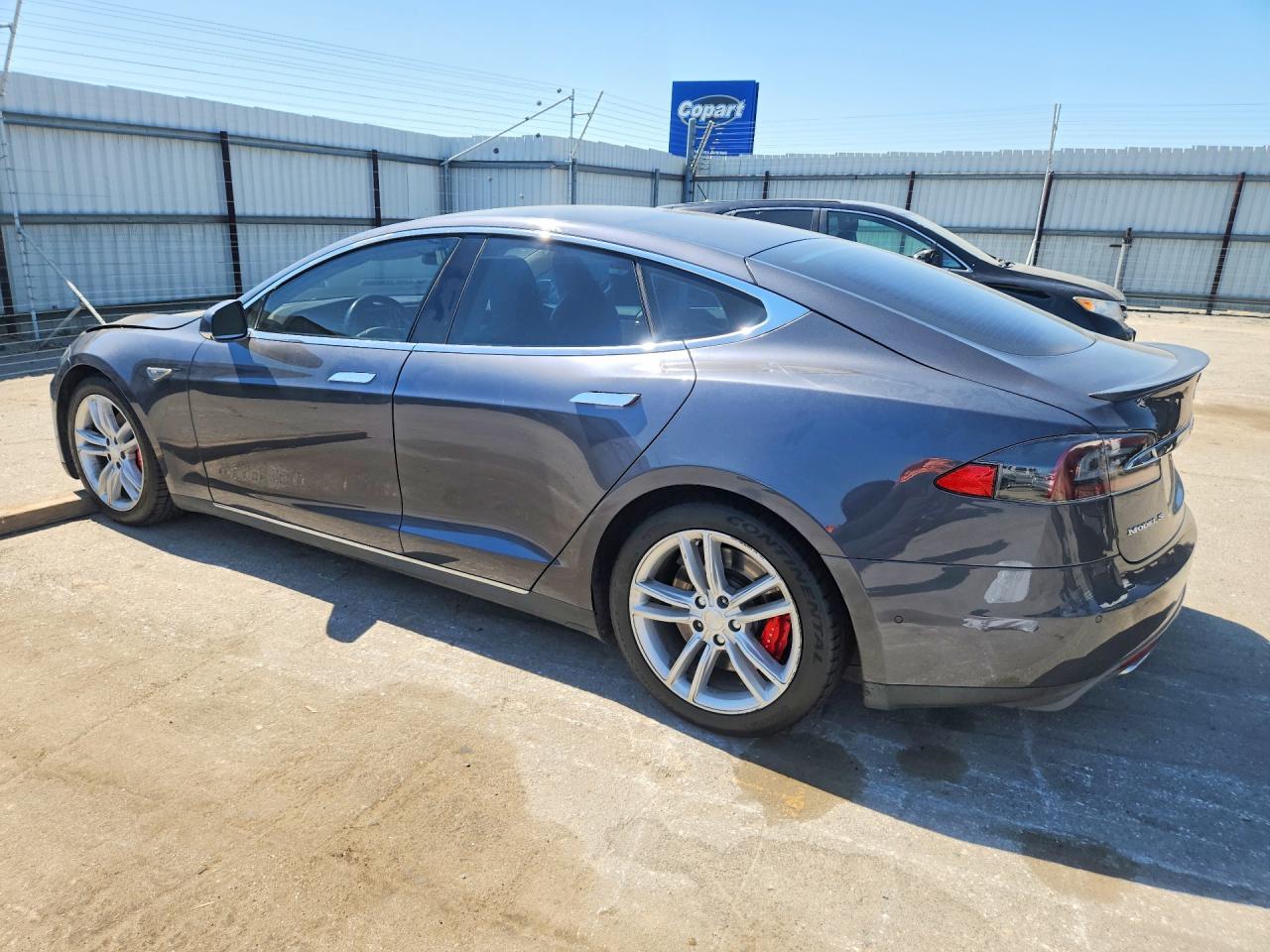 2014 Tesla Model S Gray vin: 5YJSA1H12EFP60545