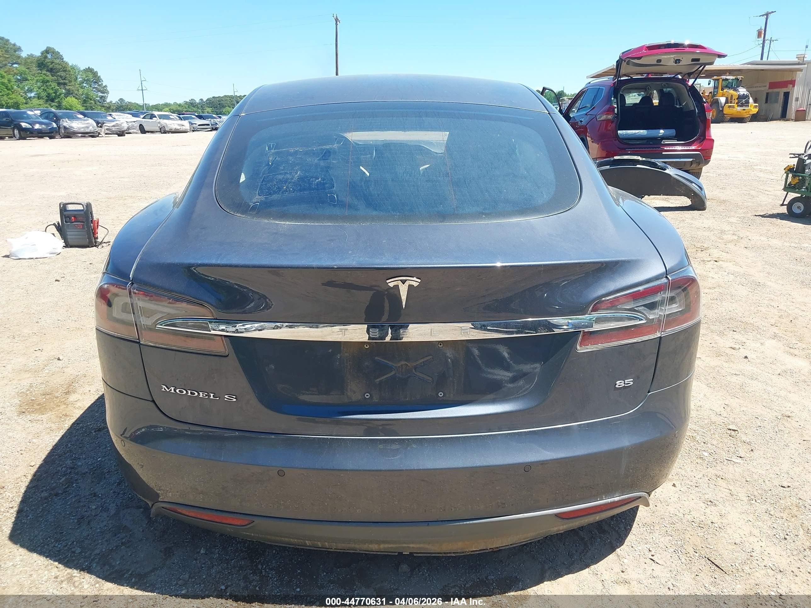 2015 Tesla Model S 60/70/85 Gray vin: 5YJSA1H12FFP74396