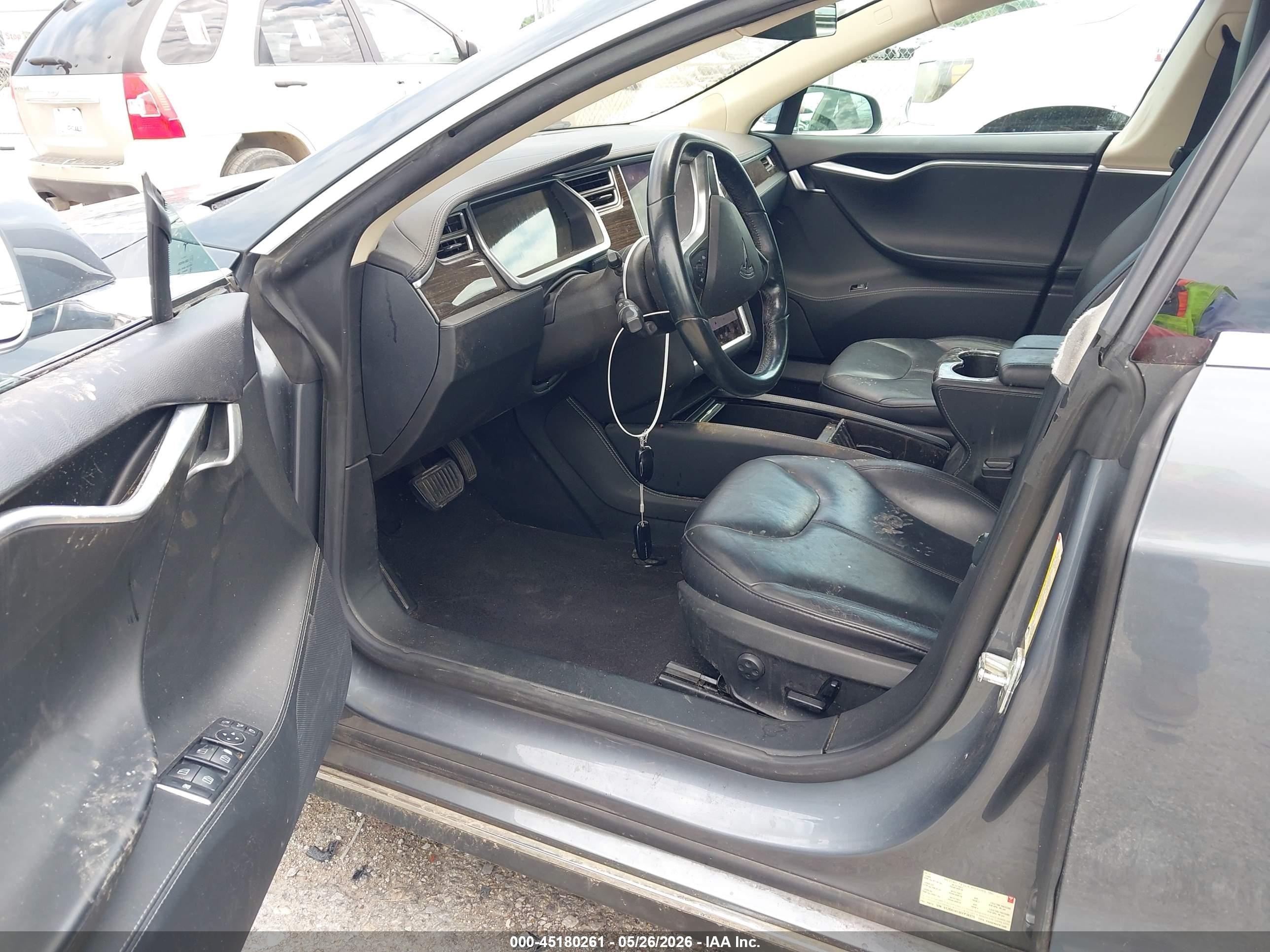 2014 Tesla Model S P85 Серый vin: 5YJSA1H13EFP38375