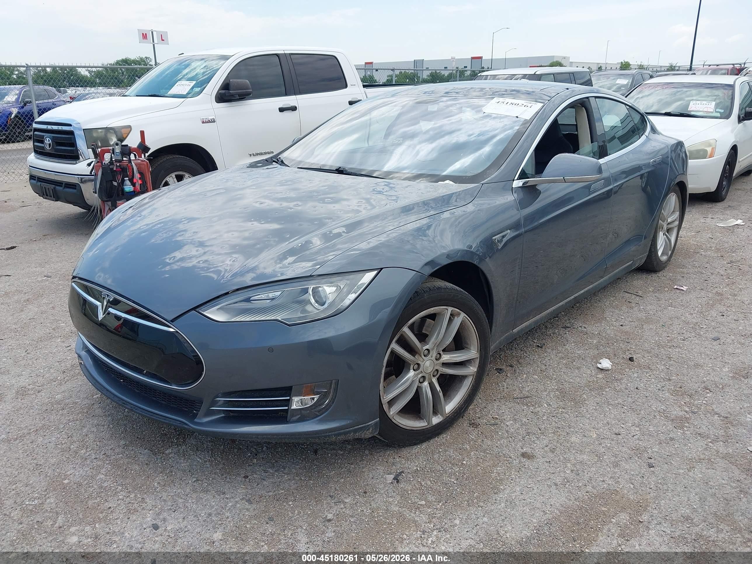 2014 Tesla Model S P85 Серый vin: 5YJSA1H13EFP38375