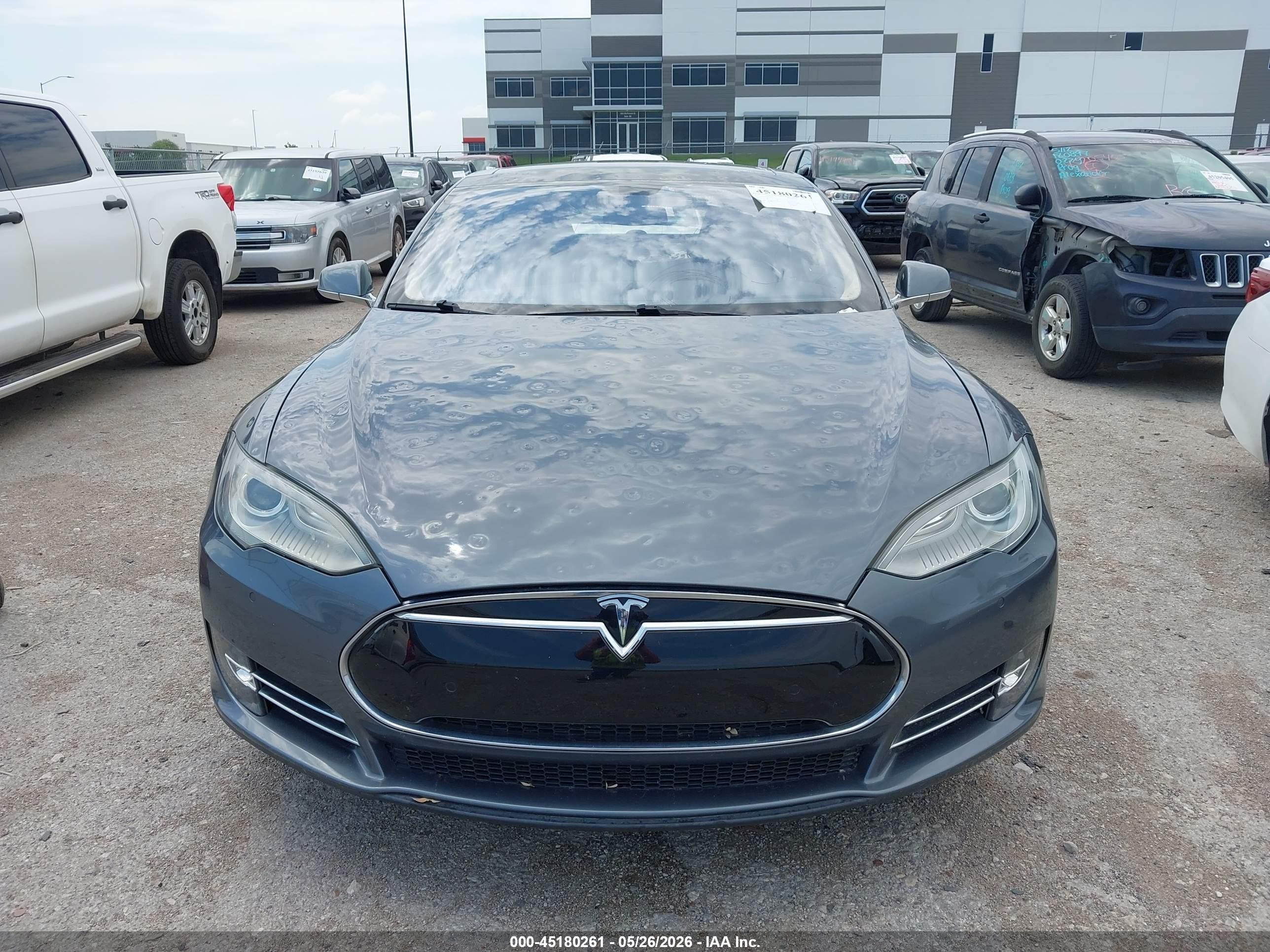 2014 Tesla Model S P85 Серый vin: 5YJSA1H13EFP38375