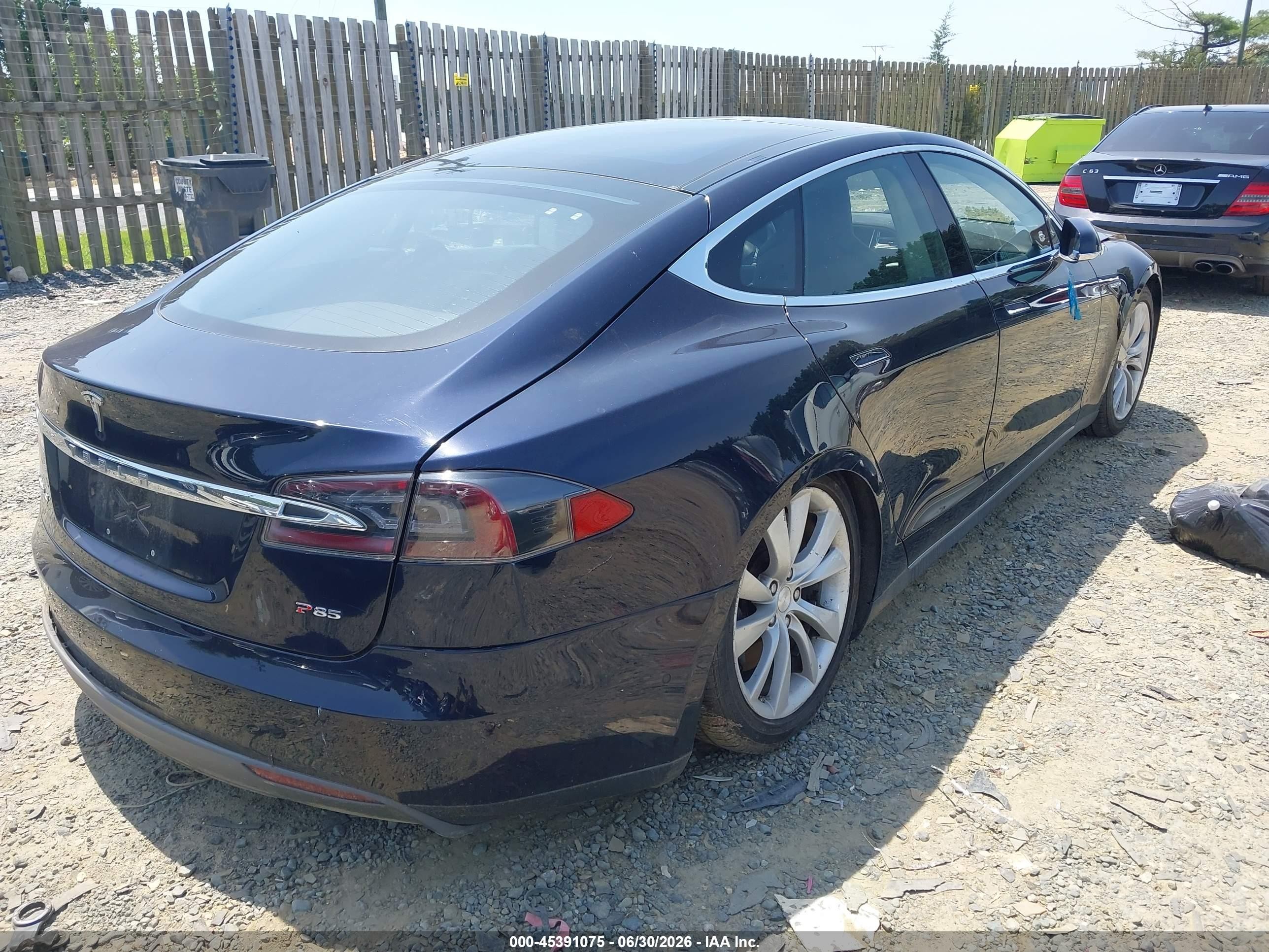 2014 Tesla Model S P85 Dark Blue vin: 5YJSA1H13EFP53815